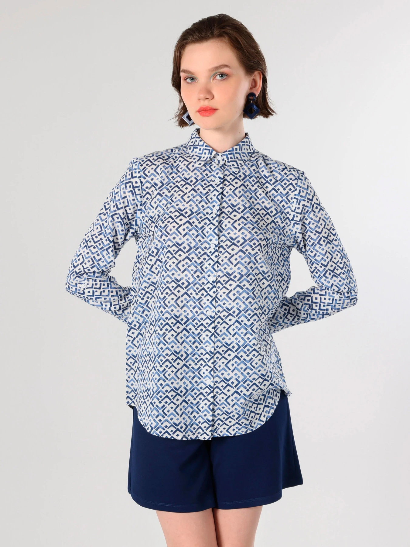 Рубашки Colin’s модель CL1063879_INV Рубашки Colin’s модель CL1063879_INV Фото