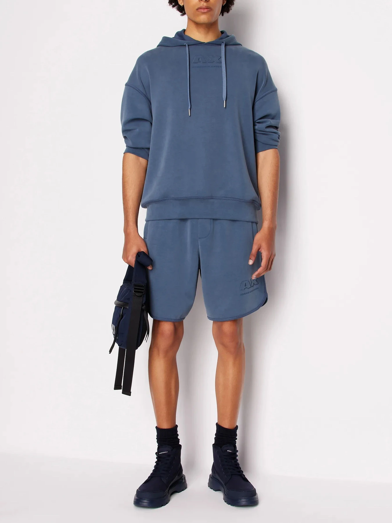 Шорты Armani Exchange модель 3DZSAA-ZJUBZ-45AM Шорты Armani Exchange модель 3DZSAA-ZJUBZ-45AM Фото