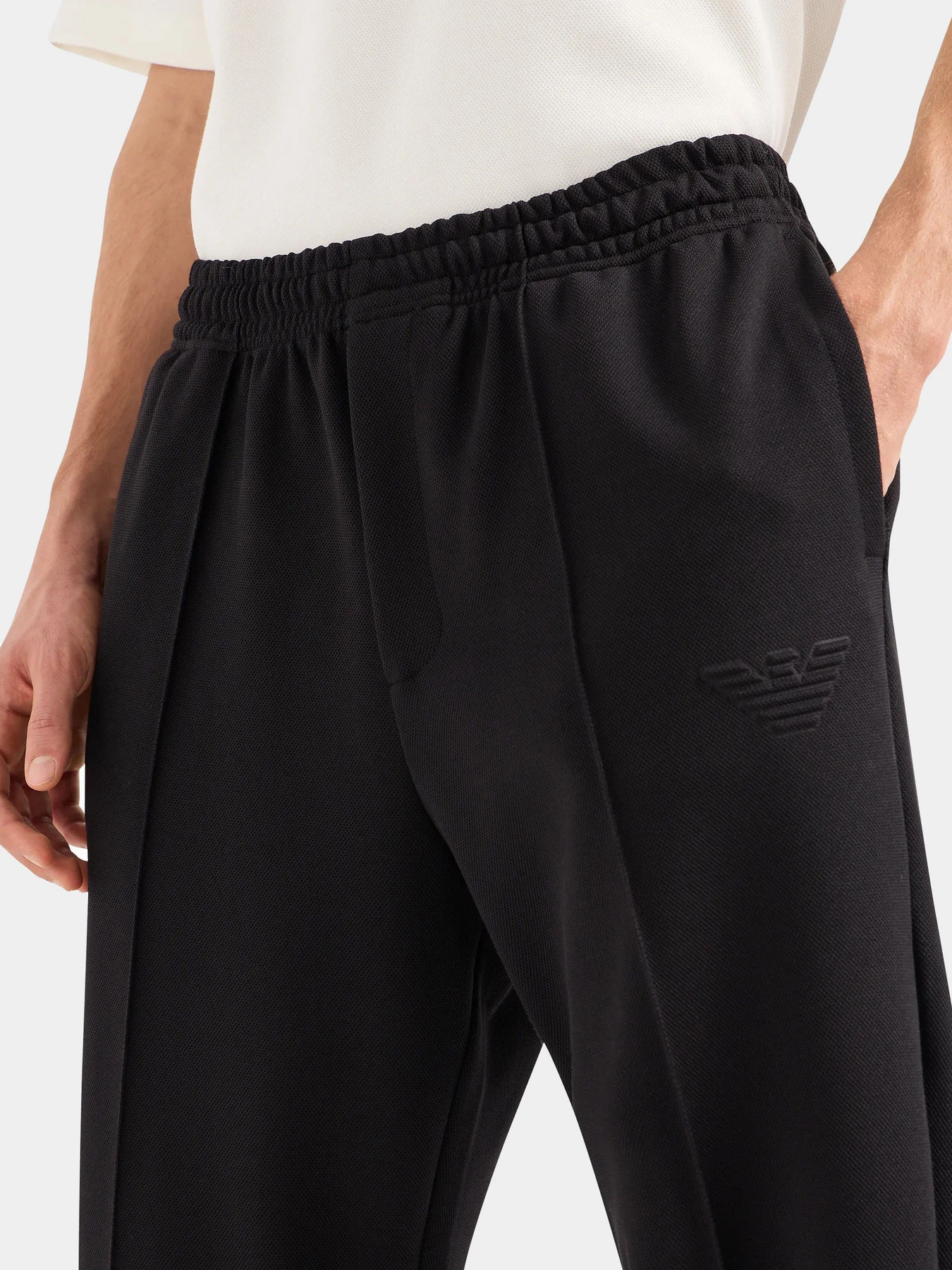 Брюки Emporio Armani модель 3D1P7T-1J9KZ-0999 Брюки Emporio Armani модель 3D1P7T-1J9KZ-0999 Фото