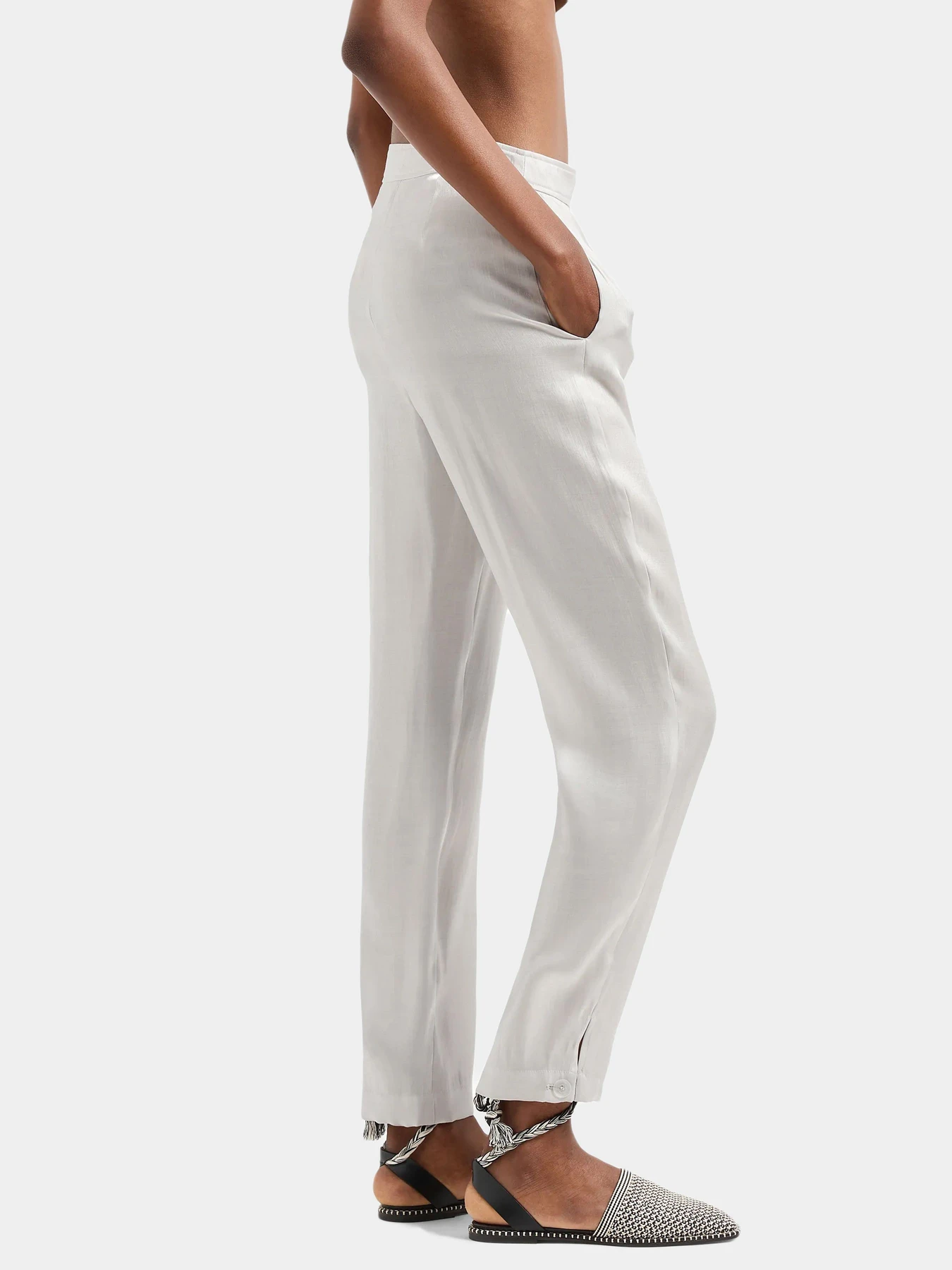 Брюки Emporio Armani модель E3NP4N-F2009-605 Брюки Emporio Armani модель E3NP4N-F2009-605 Фото