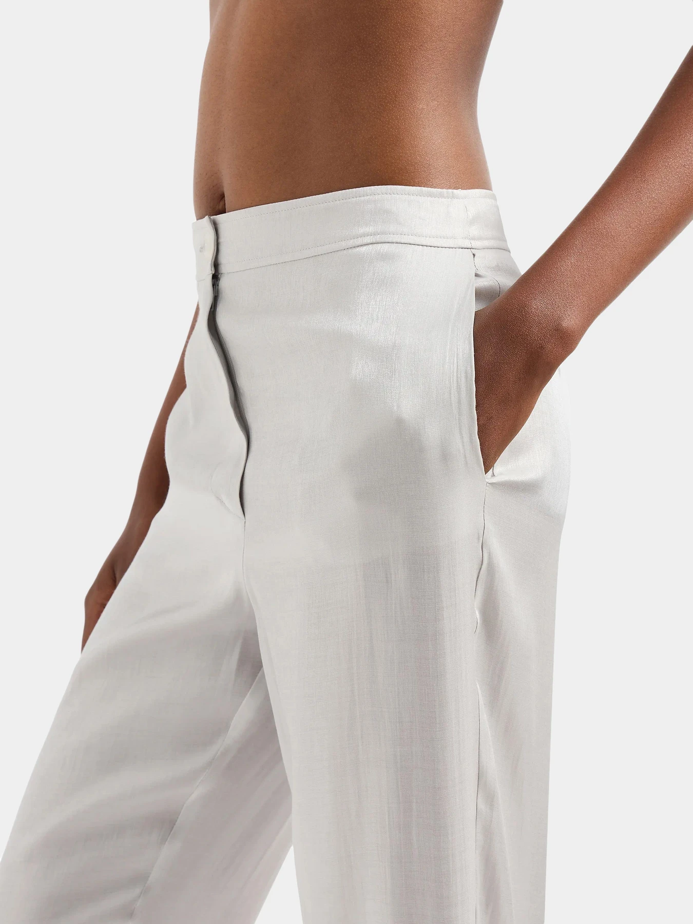 Брюки Emporio Armani модель E3NP4N-F2009-605 Брюки Emporio Armani модель E3NP4N-F2009-605 Фото