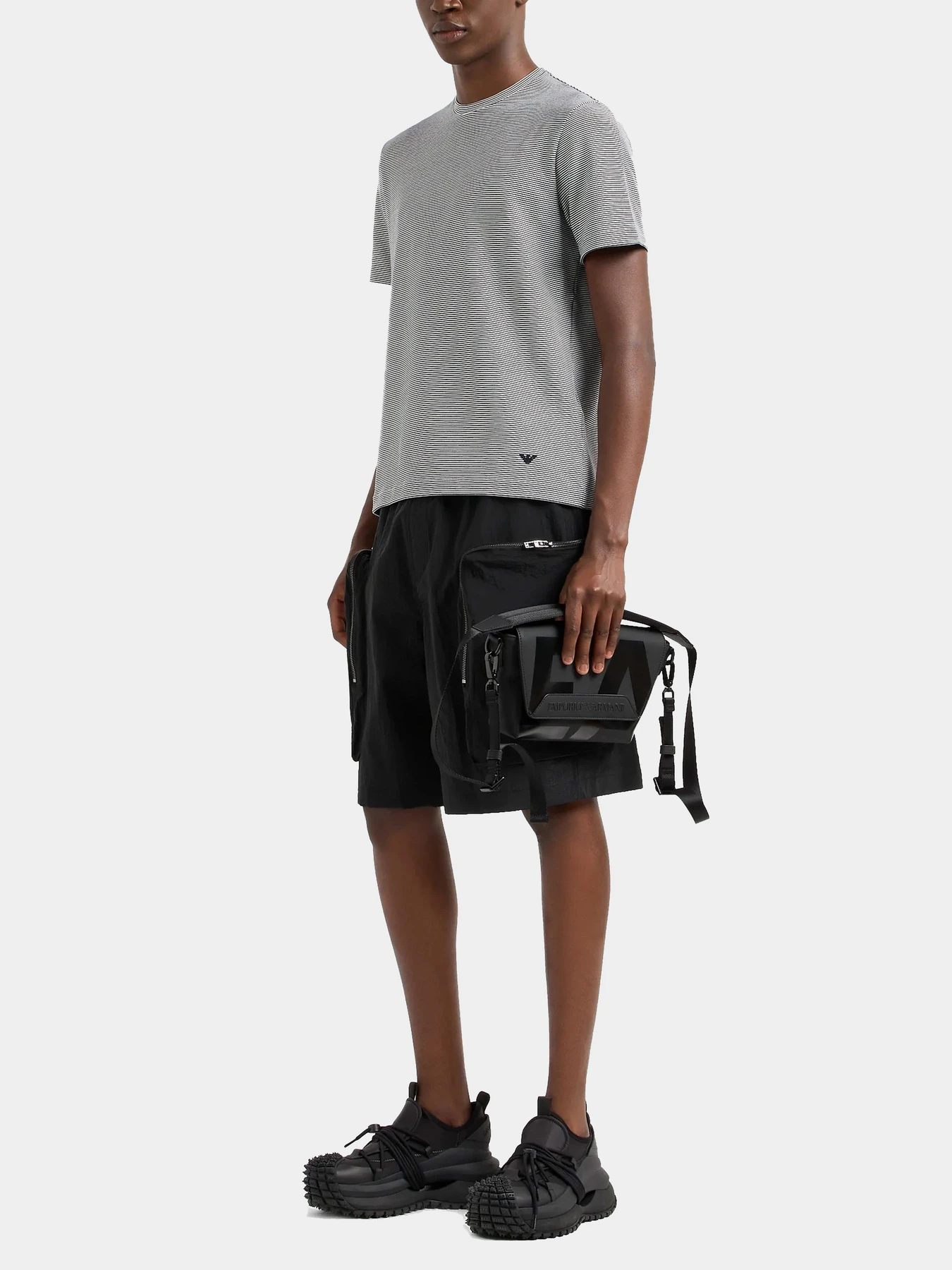 Футболки и поло Emporio Armani модель 3D1T7Q-1J6BZ-F725 Футболки и поло Emporio Armani модель 3D1T7Q-1J6BZ-F725 Фото