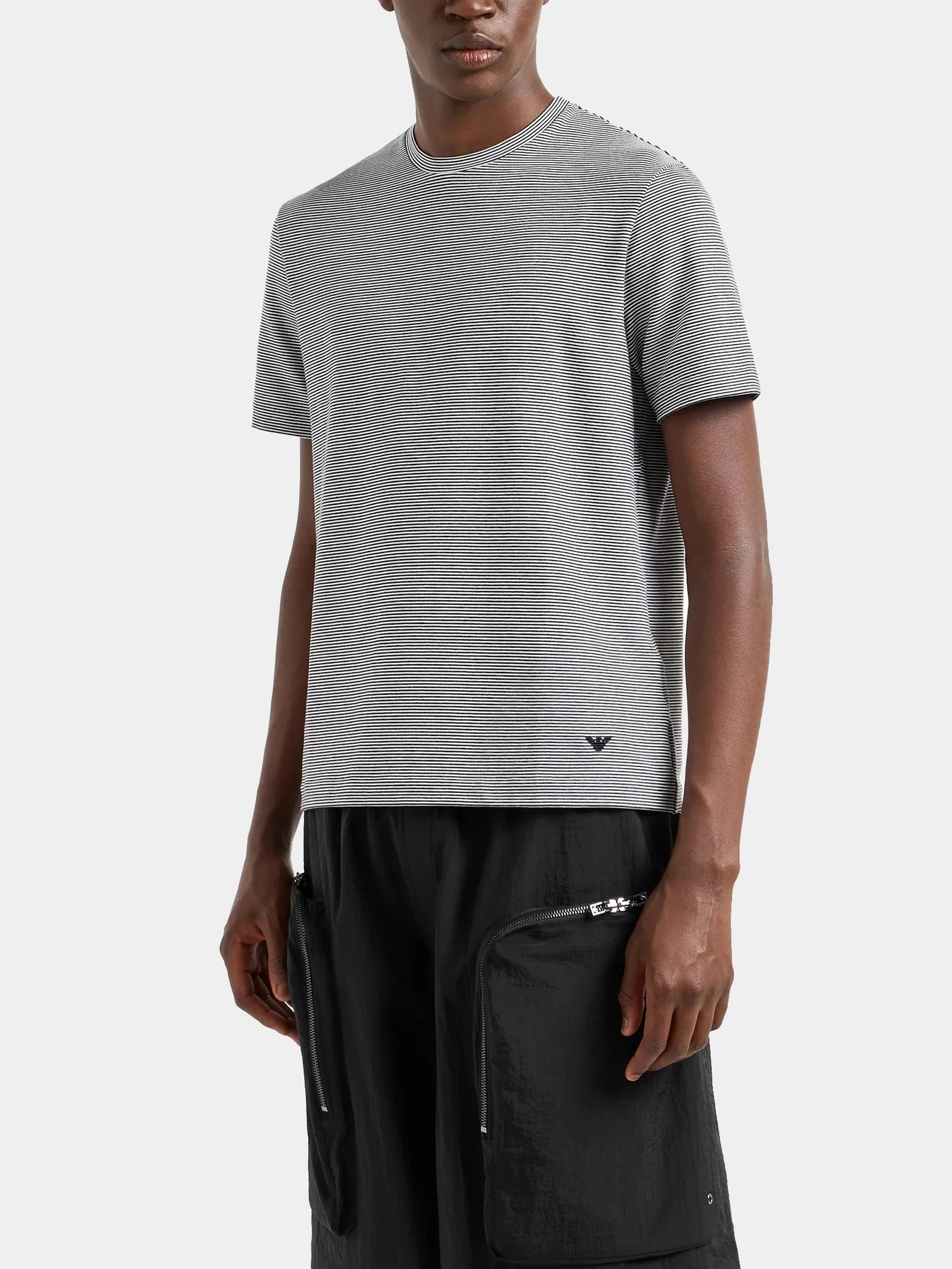 Футболки и поло Emporio Armani модель 3D1T7Q-1J6BZ-F725 Футболки и поло Emporio Armani модель 3D1T7Q-1J6BZ-F725 Фото
