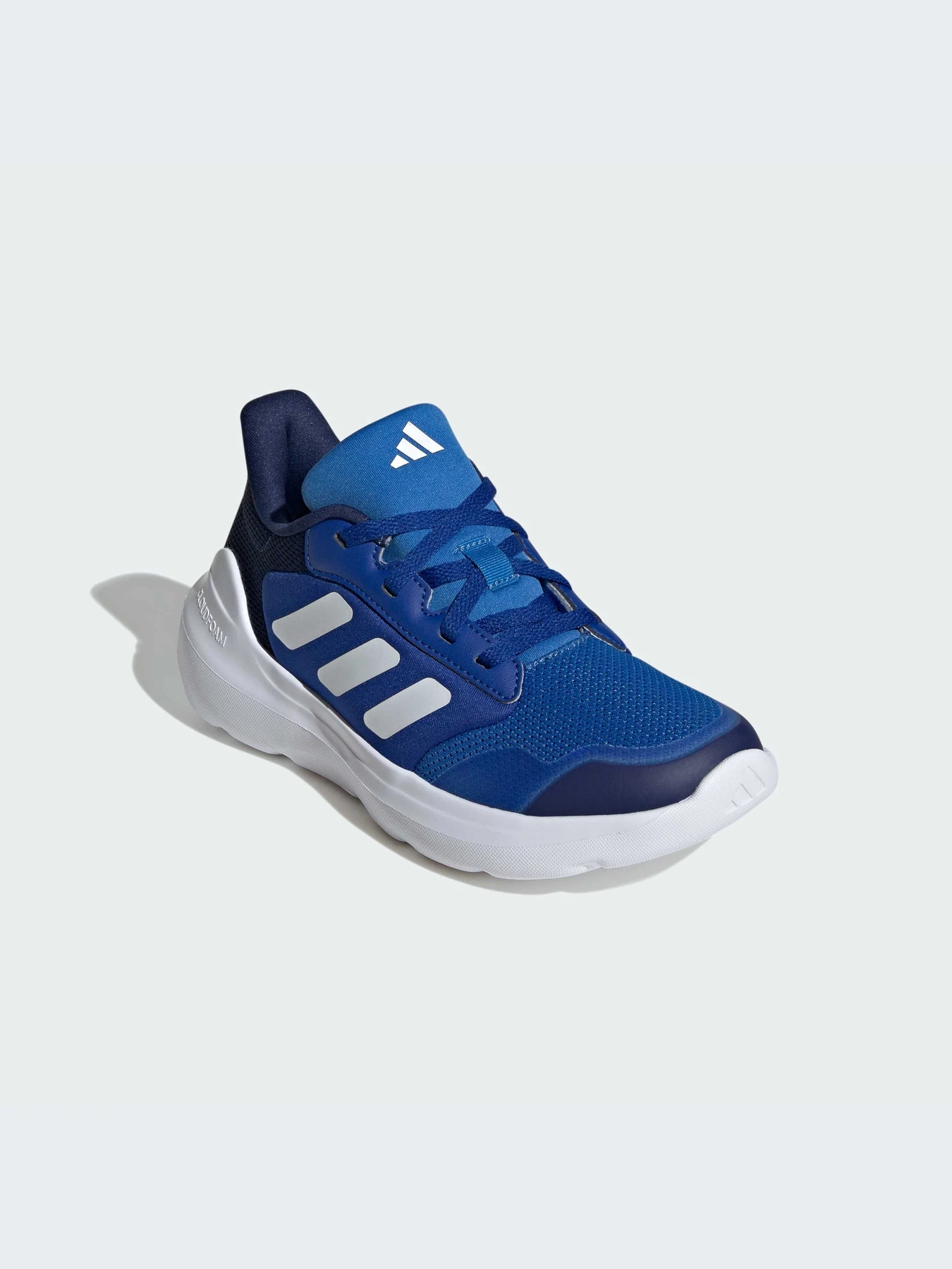 Кроссовки Adidas модель IE3549-KZ Кроссовки Adidas модель IE3549-KZ Фото