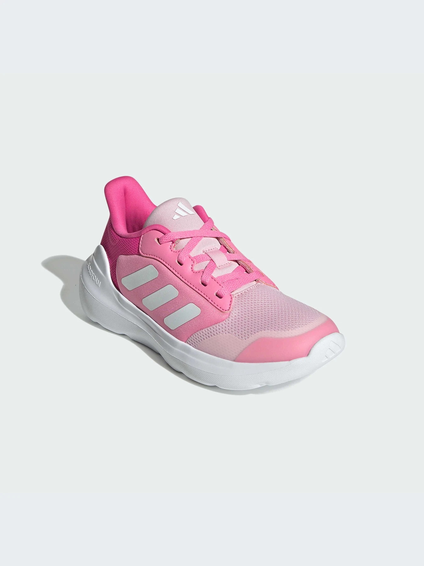 Кроссовки Adidas модель IE3550-KZ Кроссовки Adidas модель IE3550-KZ Фото