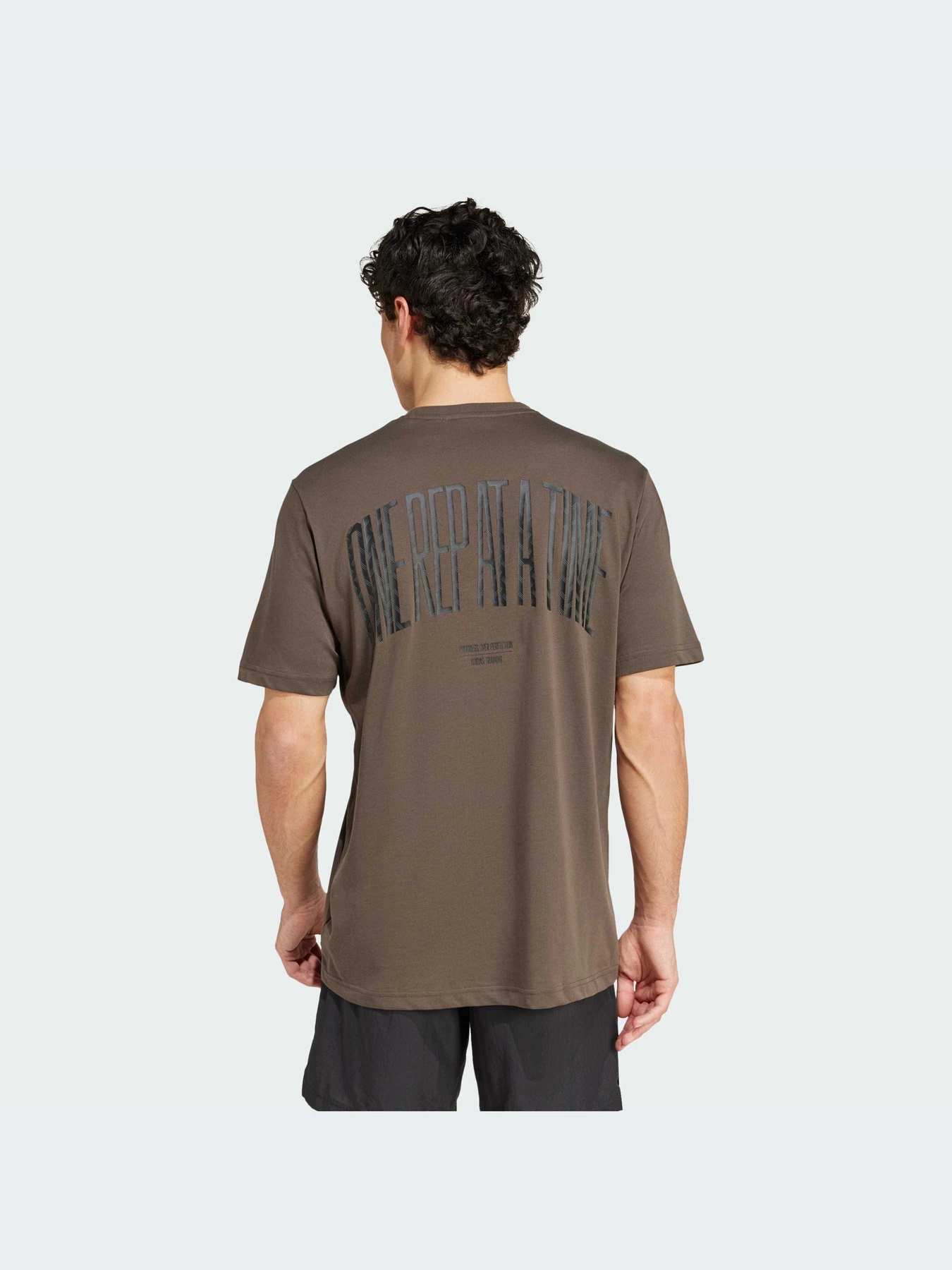 Футболки и поло Adidas модель IW0138-KZ Футболки и поло Adidas модель IW0138-KZ Фото