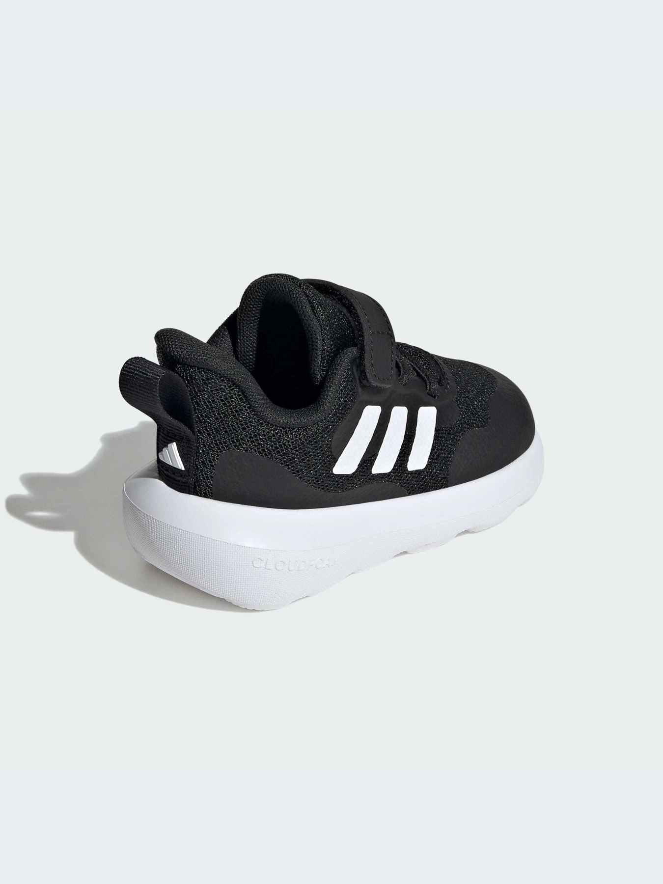 Кроссовки Adidas Fortarun модель IH2860-KZ Кроссовки Adidas Fortarun модель IH2860-KZ Фото