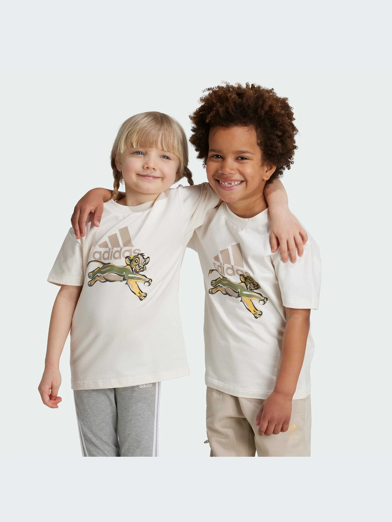 Футболки и поло Adidas Disney модель IV9643-KZ Футболки и поло Adidas Disney модель IV9643-KZ Фото