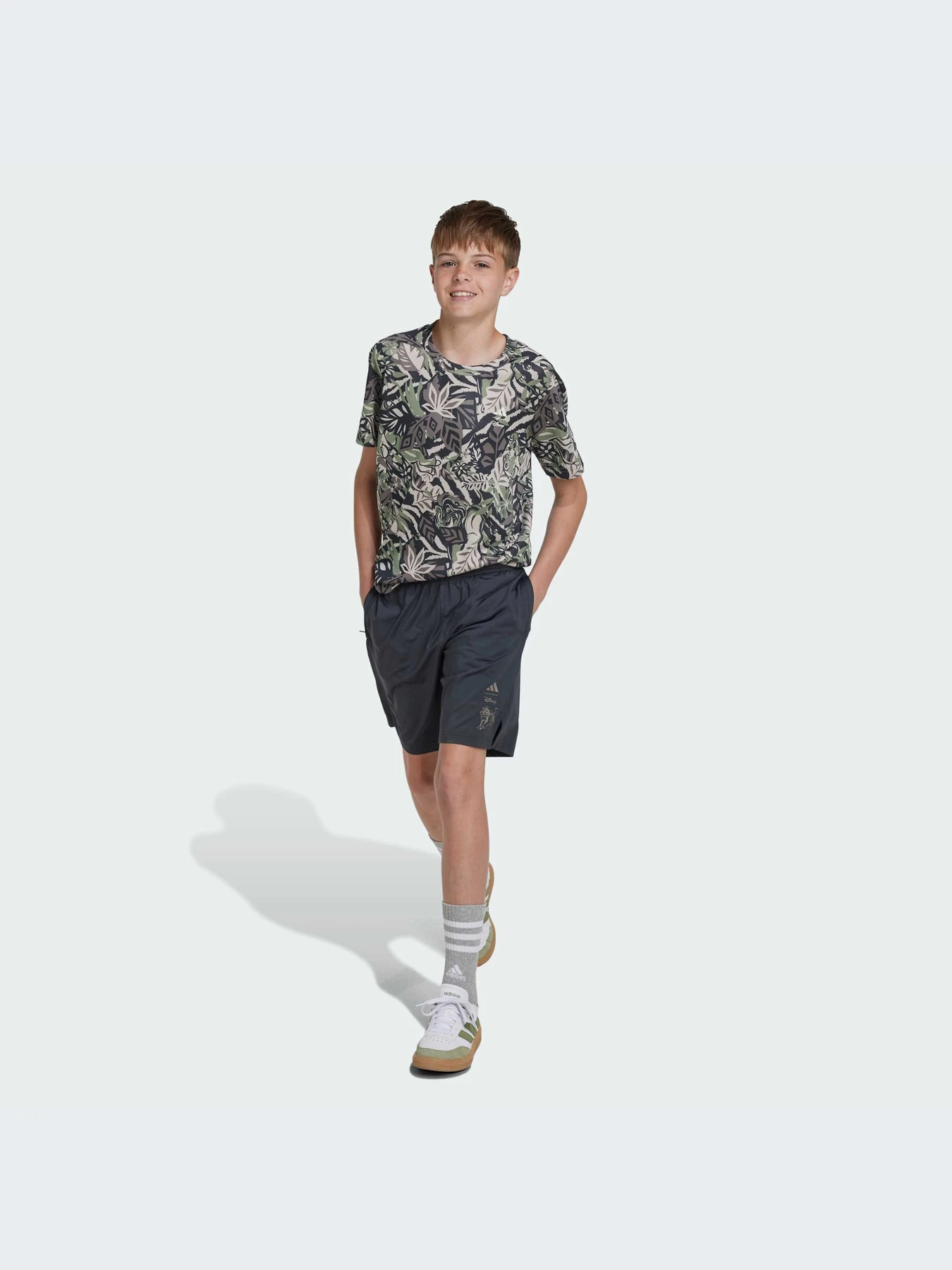 Шорты Adidas Disney модель IV7359-KZ Шорты Adidas Disney модель IV7359-KZ Фото