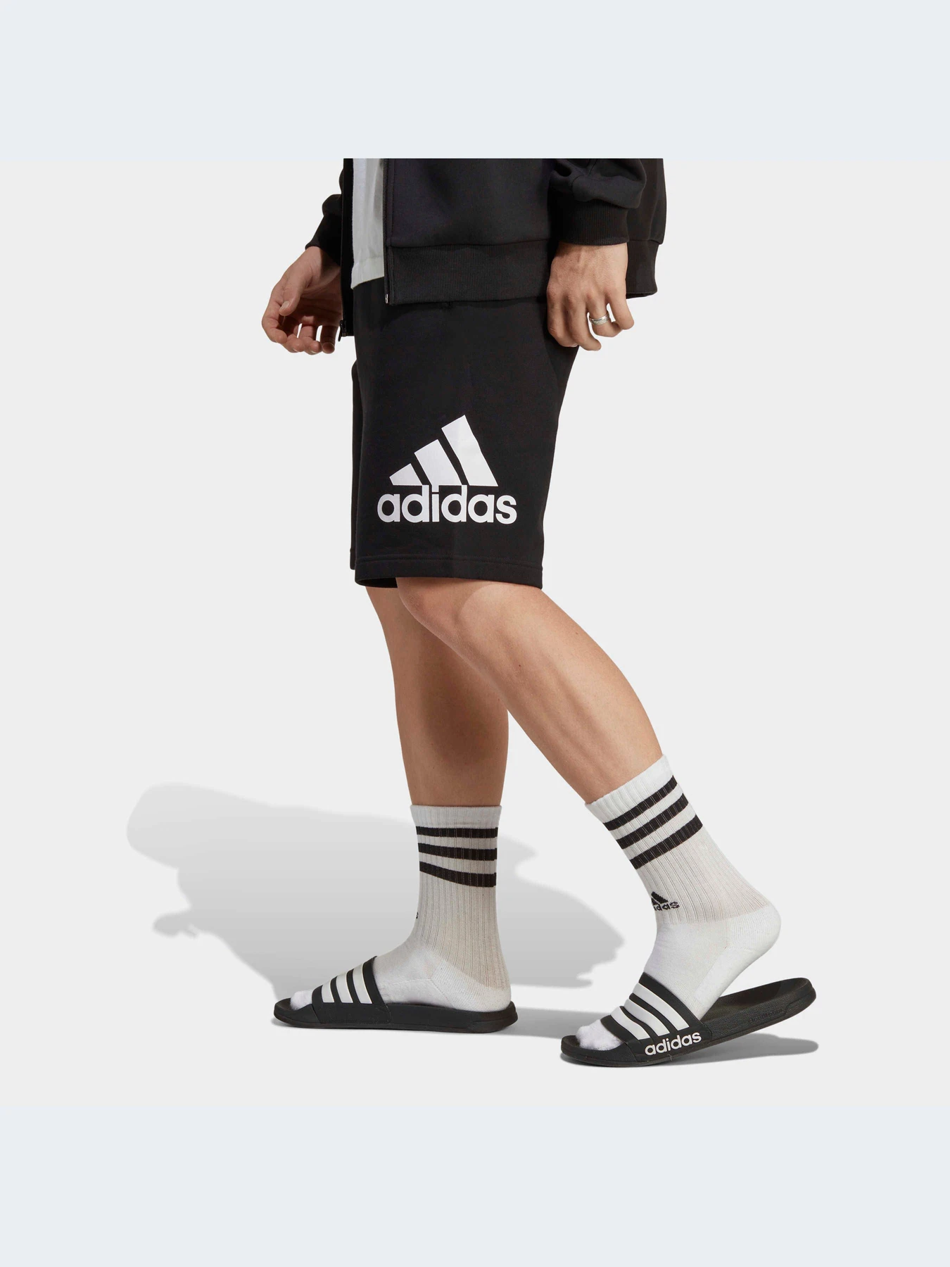 Шорты Adidas модель IC9401-KZ Шорты Adidas модель IC9401-KZ Фото