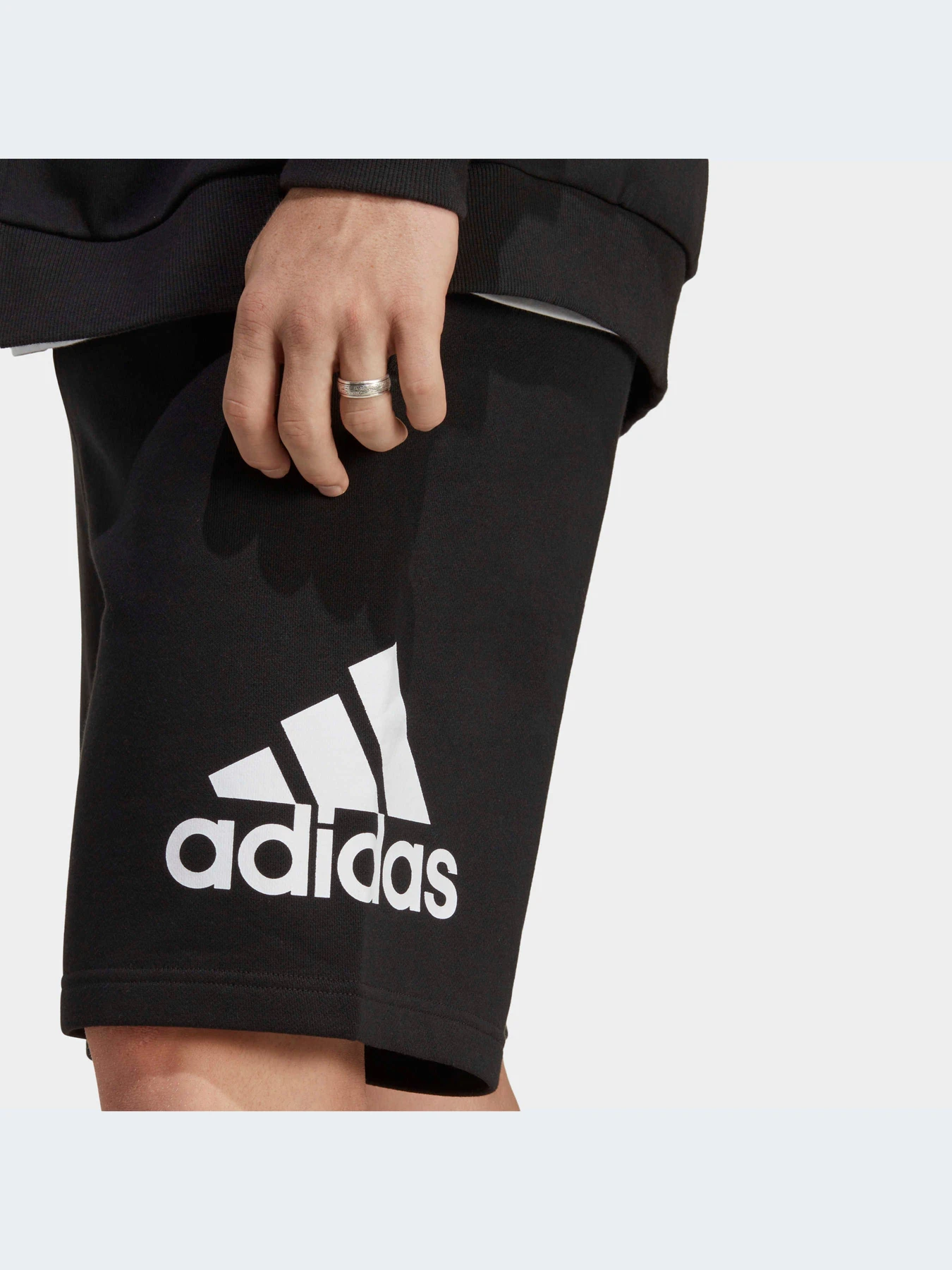 Шорты Adidas модель IC9401-KZ Шорты Adidas модель IC9401-KZ Фото
