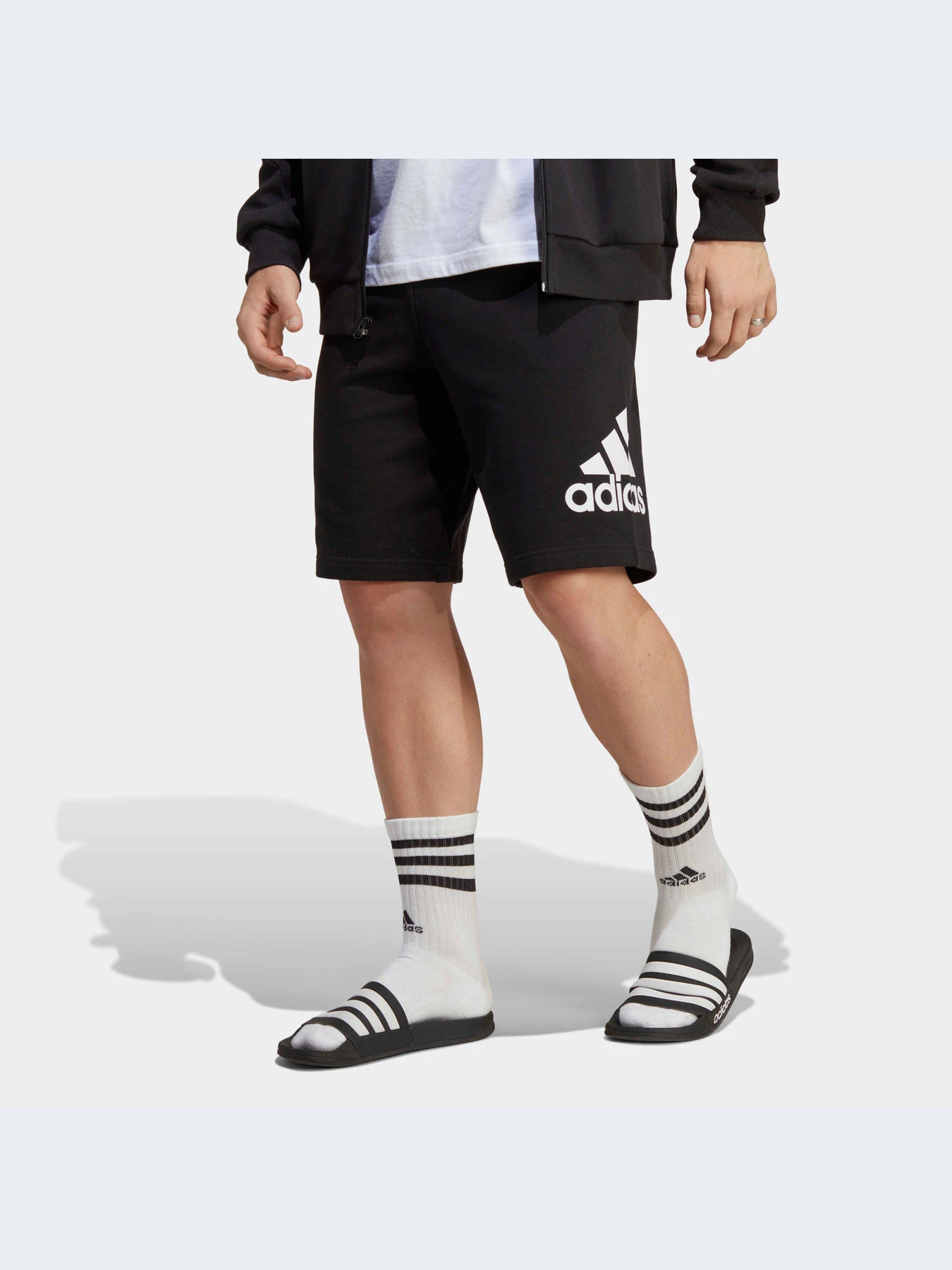 Шорты Adidas модель IC9401-KZ Шорты Adidas модель IC9401-KZ Фото
