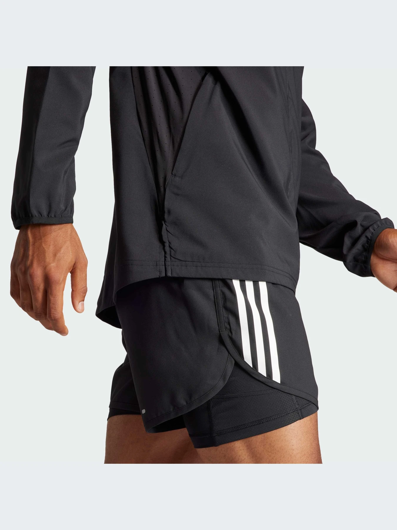 Куртки и дубленки Adidas adizero модель IT7585-KZ Куртки и дубленки Adidas adizero модель IT7585-KZ Фото