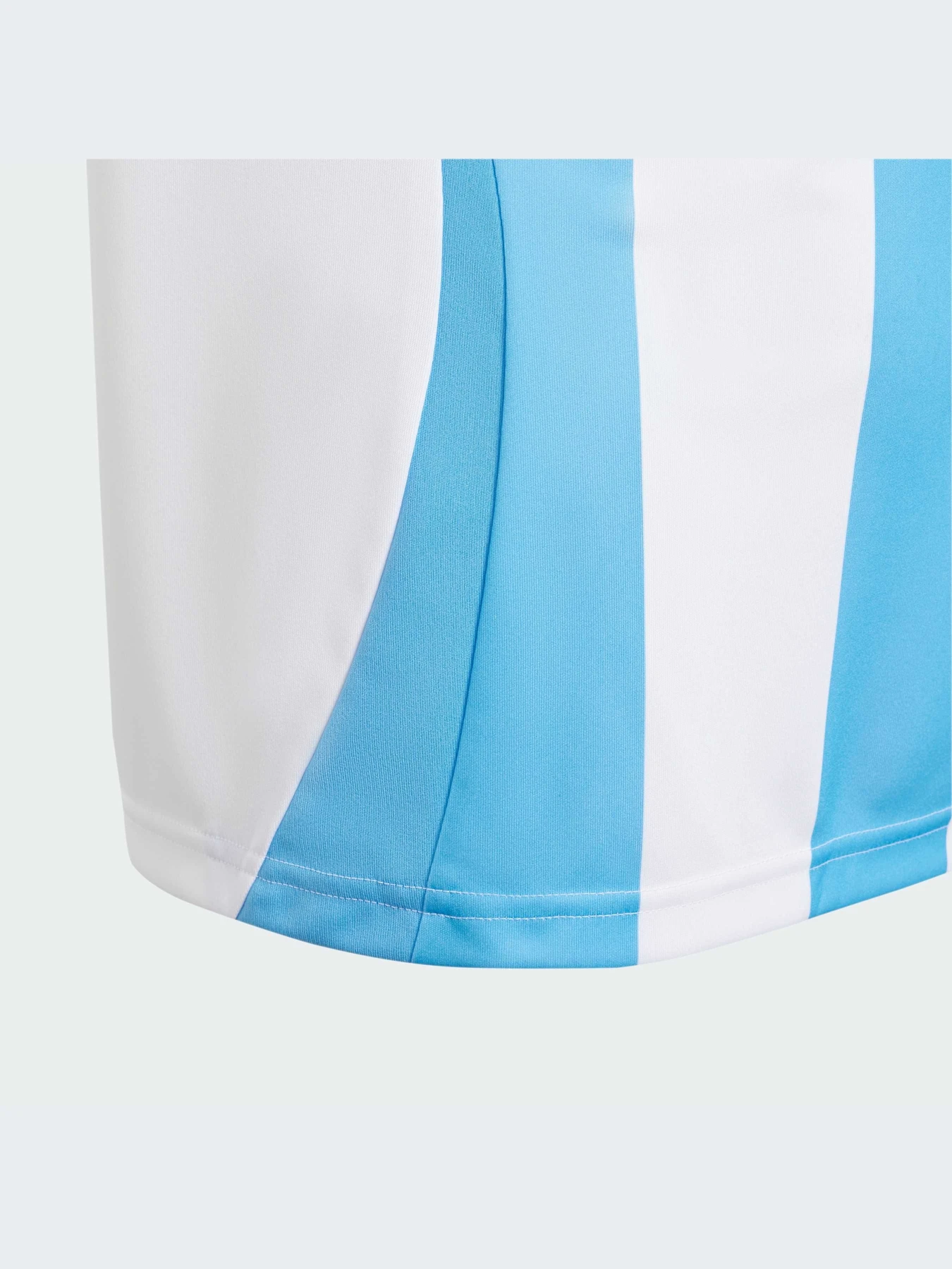Футболки и поло Adidas модель IP8397-KZ Футболки и поло Adidas модель IP8397-KZ Фото
