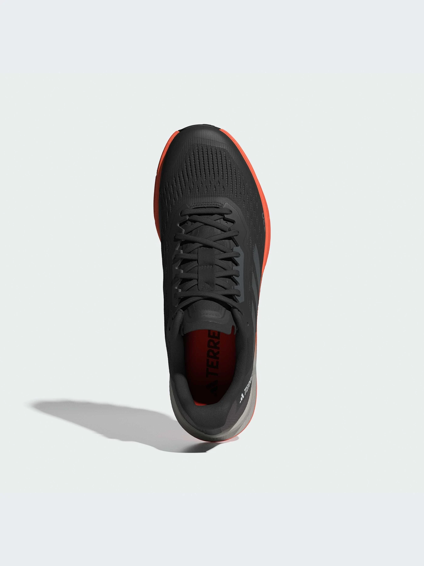 Кроссовки Adidas модель IG8018-KZ Кроссовки Adidas модель IG8018-KZ Фото