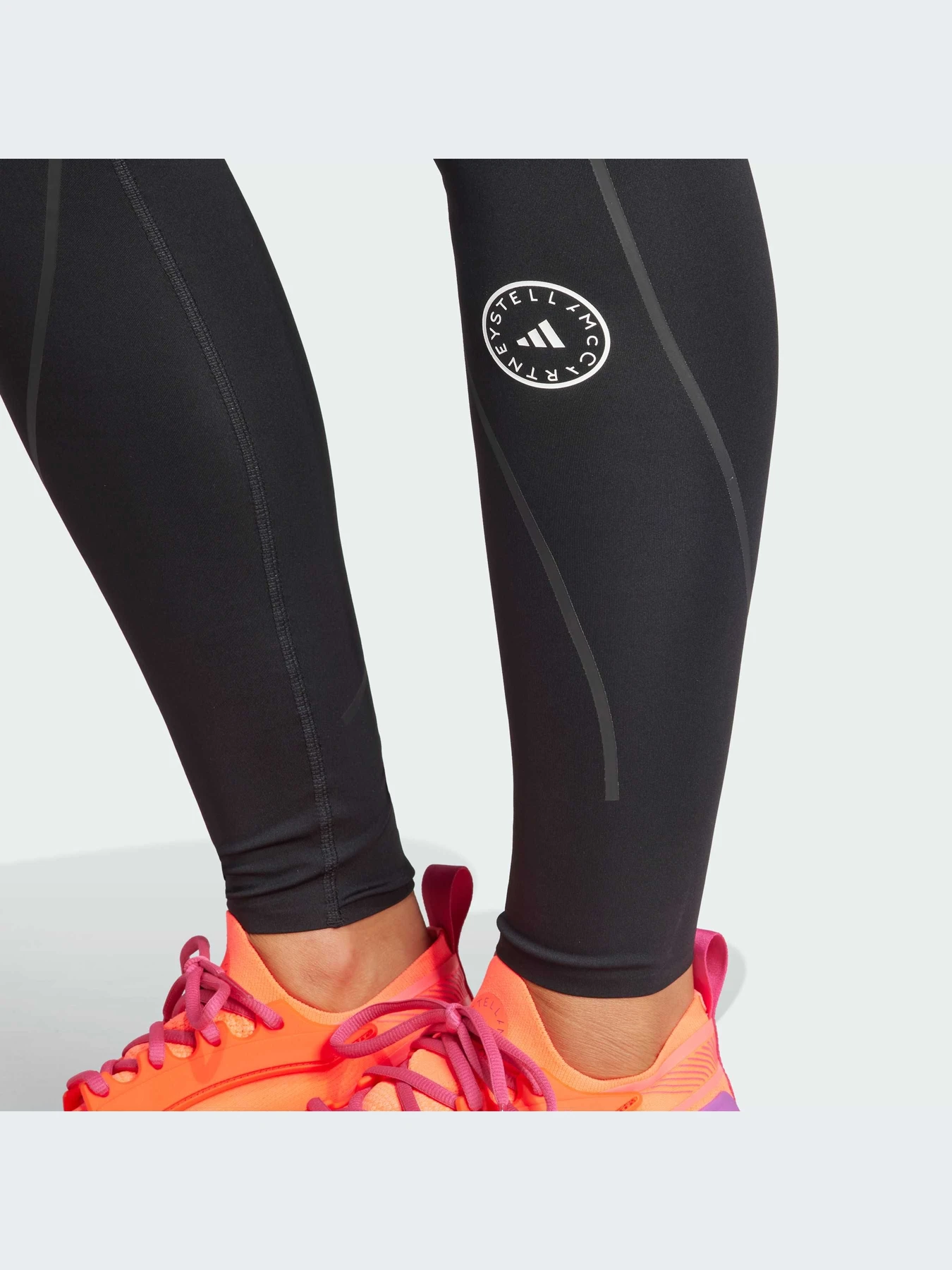 Брюки Adidas модель IQ4512-KZ Брюки Adidas модель IQ4512-KZ Фото