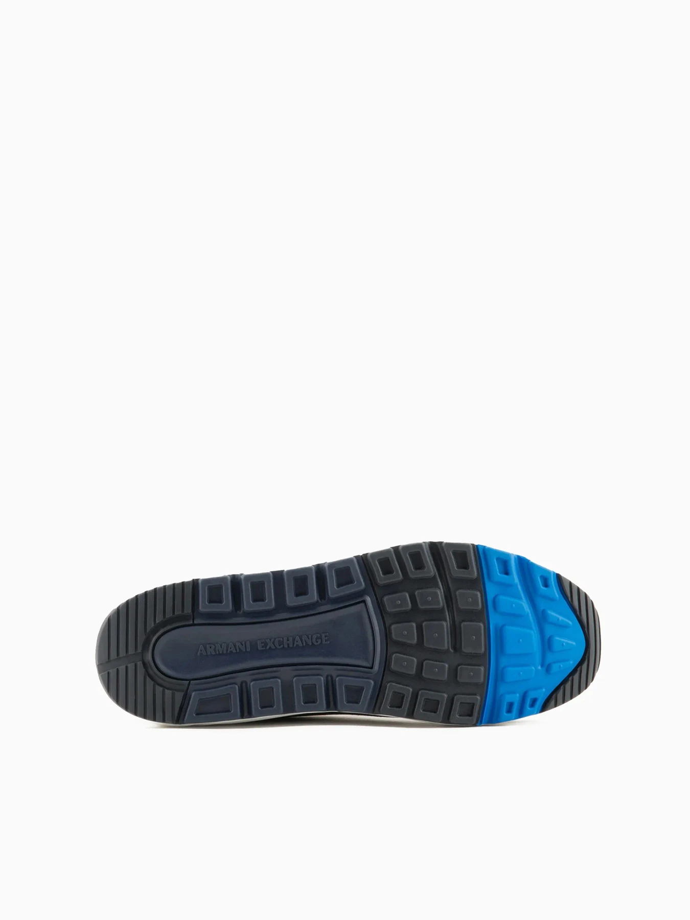 Кроссовки Armani Exchange модель XUX121-XV540-T705 Кроссовки Armani Exchange модель XUX121-XV540-T705 Фото