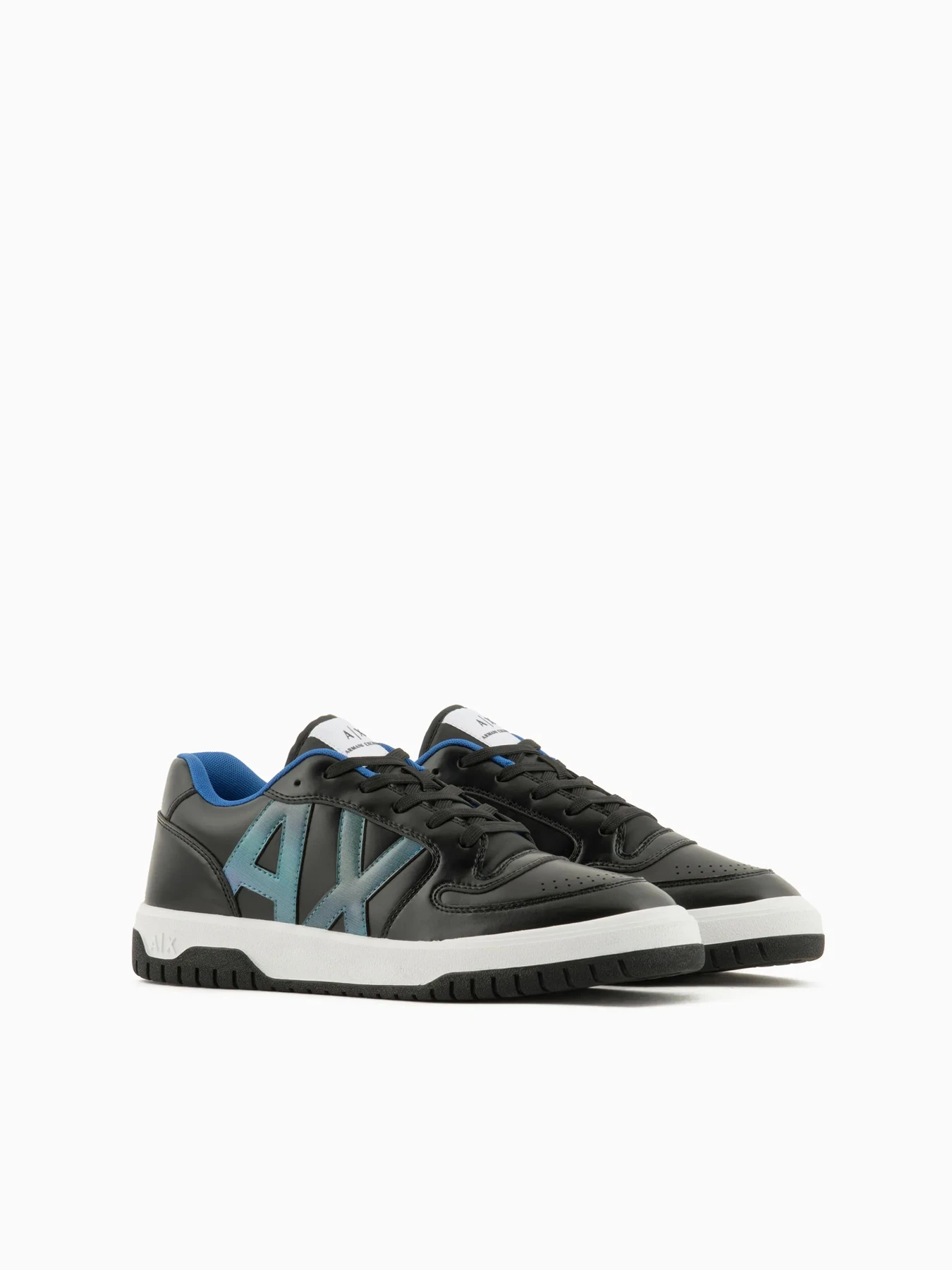 Кроссовки Armani Exchange модель XUX179-XV765-T698 Кроссовки Armani Exchange модель XUX179-XV765-T698 Фото