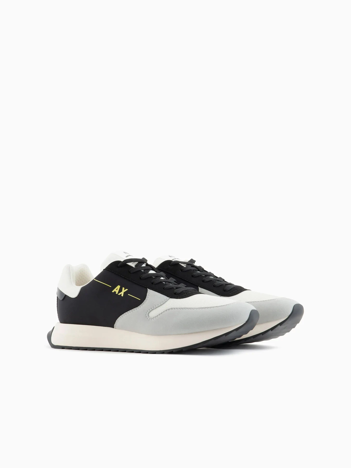 Кроссовки Armani Exchange модель XUX209-XV812-K474 Кроссовки Armani Exchange модель XUX209-XV812-K474 Фото