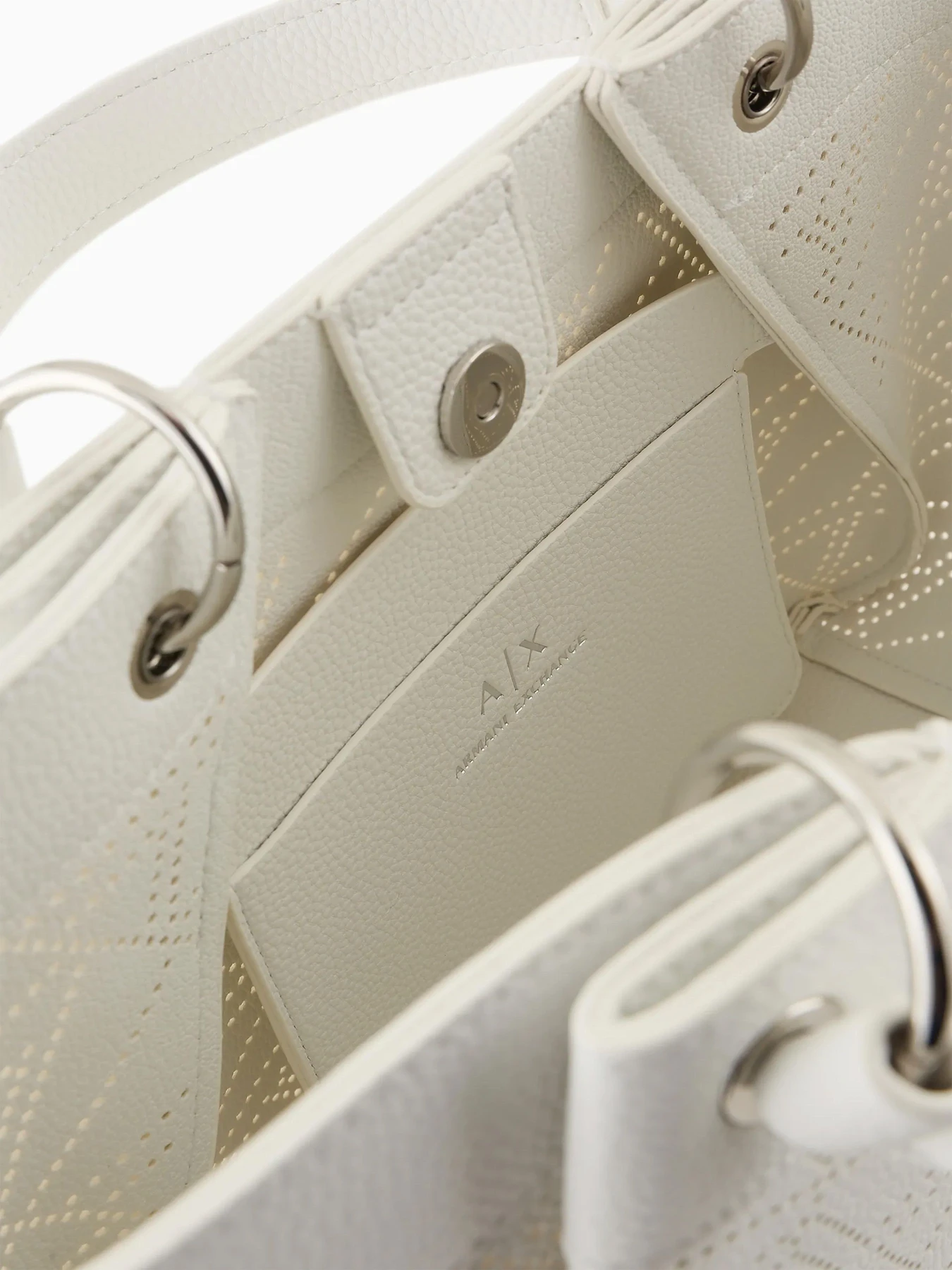 Сумки Armani Exchange модель 942911-4R744-47710 Фото