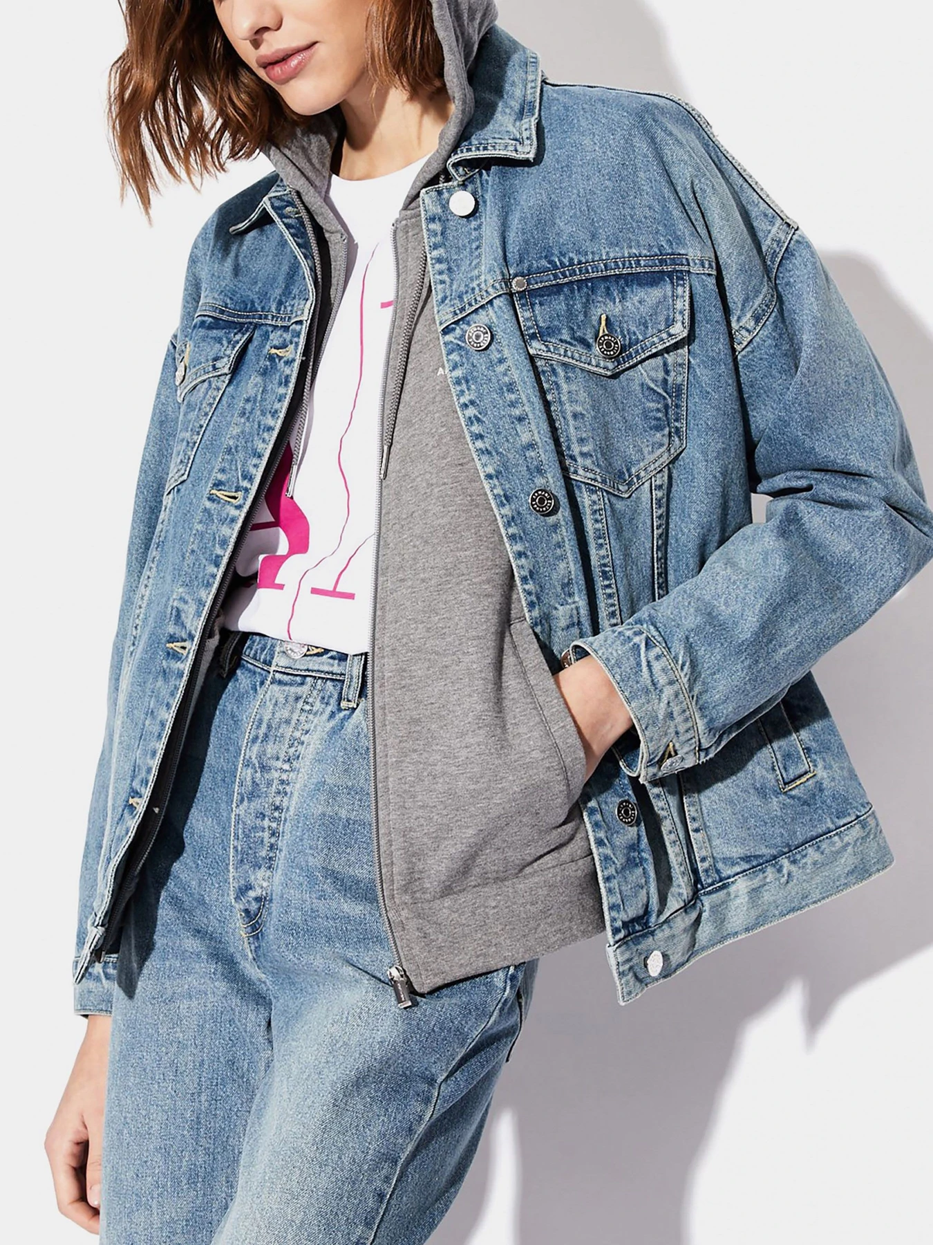 Худи и свитшоты Armani Exchange модель 8NYM22-YJ68Z-3930 Худи и свитшоты Armani Exchange модель 8NYM22-YJ68Z-3930 Фото