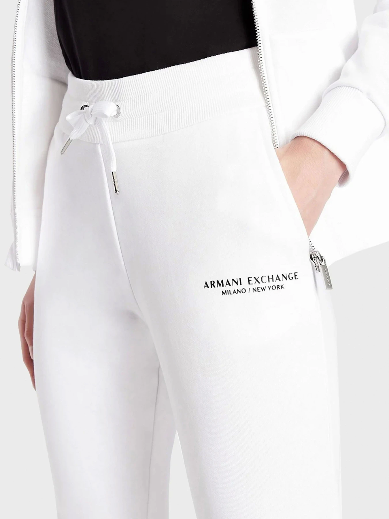 Брюки Armani Exchange модель 8NYPBA-YJE5Z-1100 Брюки Armani Exchange модель 8NYPBA-YJE5Z-1100 Фото