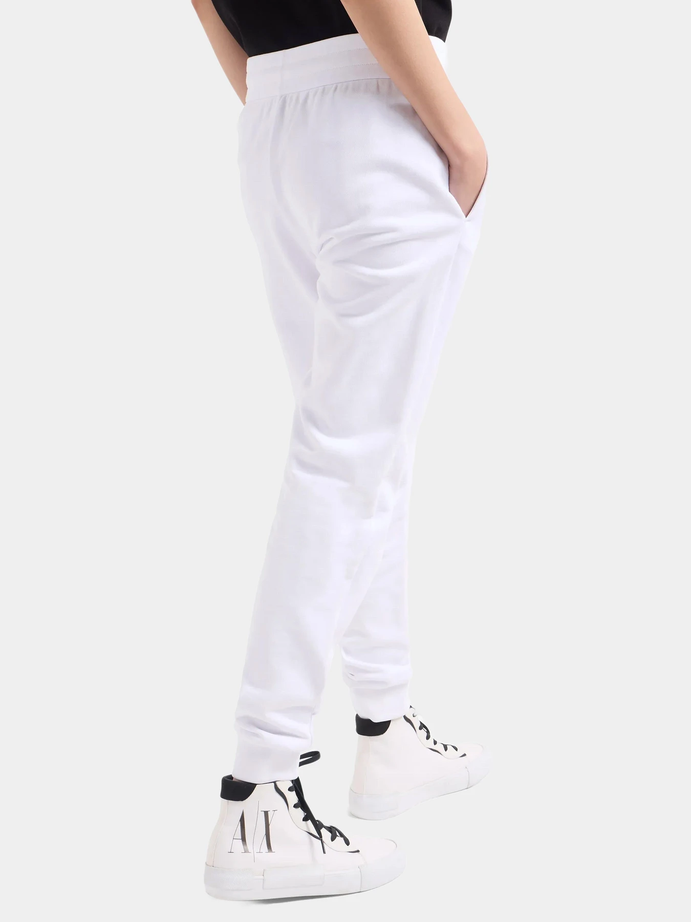 Брюки Armani Exchange модель 8NYPFX-YJ68Z-1000 Брюки Armani Exchange модель 8NYPFX-YJ68Z-1000 Фото
