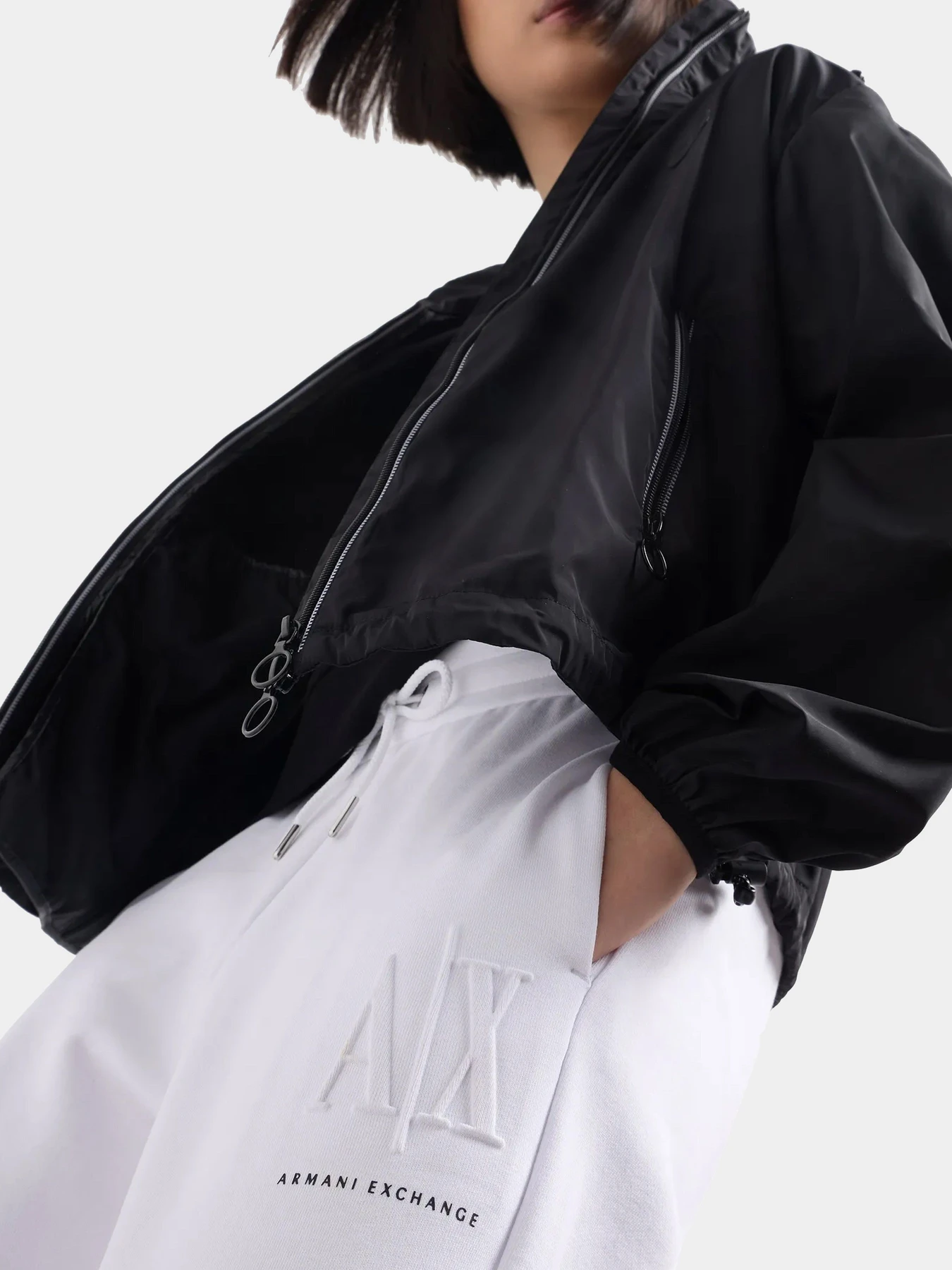 Брюки Armani Exchange модель 8NYPFX-YJ68Z-1000 Брюки Armani Exchange модель 8NYPFX-YJ68Z-1000 Фото