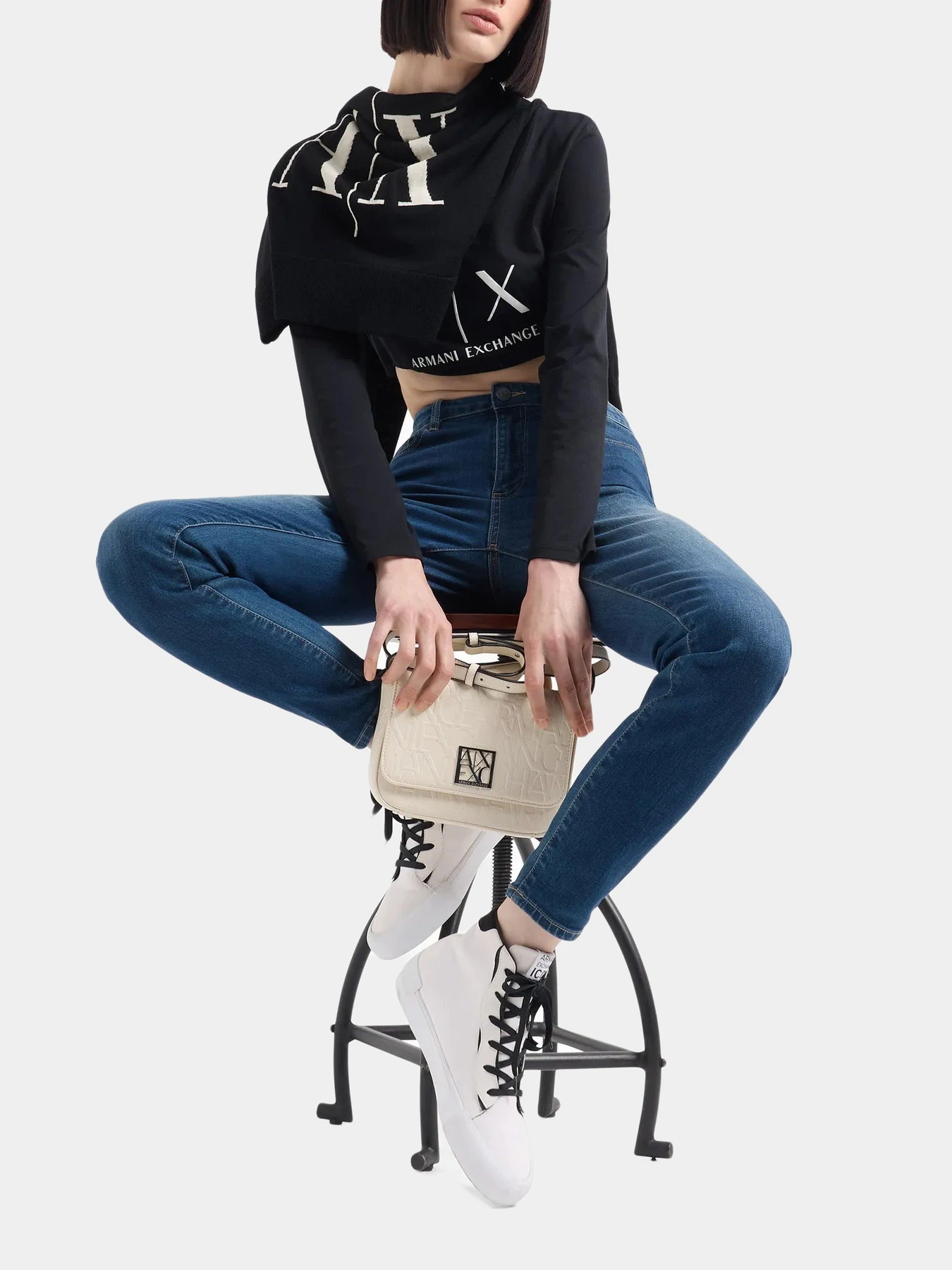 Худи и свитшоты Armani Exchange модель 8NYTDG-YJ16Z-1200 Худи и свитшоты Armani Exchange модель 8NYTDG-YJ16Z-1200 Фото
