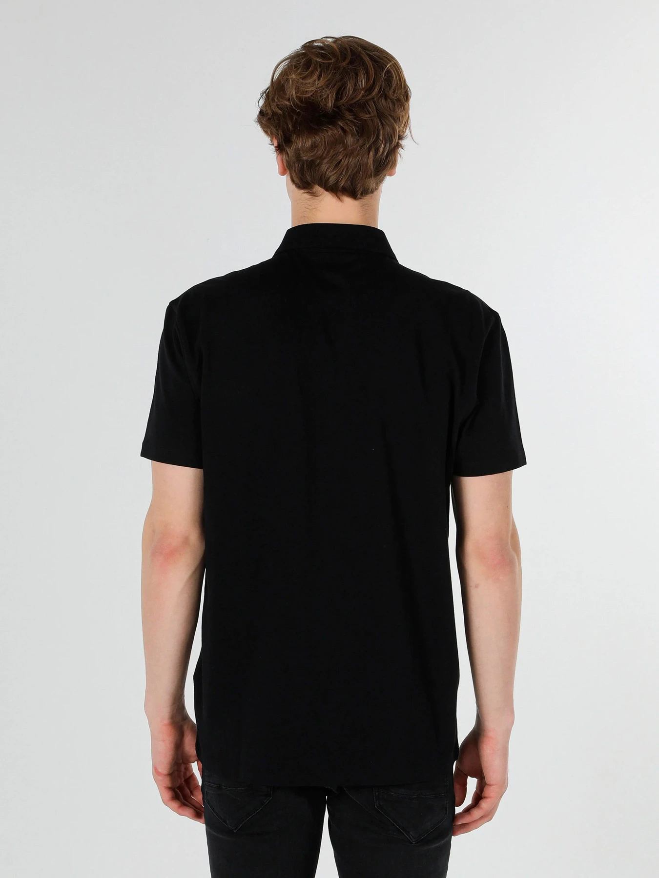 Рубашки Colin’s модель CL1059317_BLK Рубашки Colin’s модель CL1059317_BLK Фото