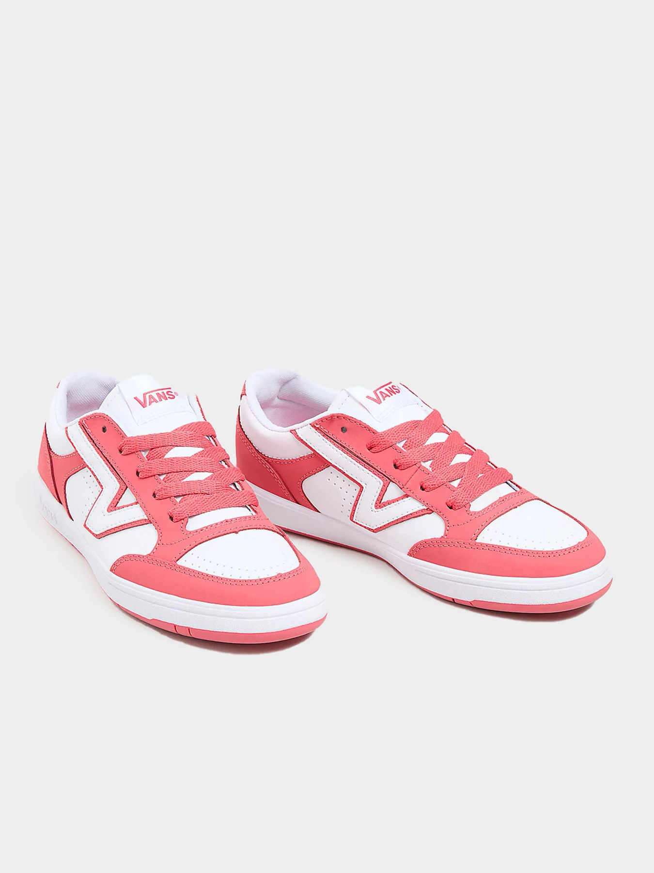 Кроссовки Vans модель VN000BWBSYC1 Кроссовки Vans модель VN000BWBSYC1 Фото