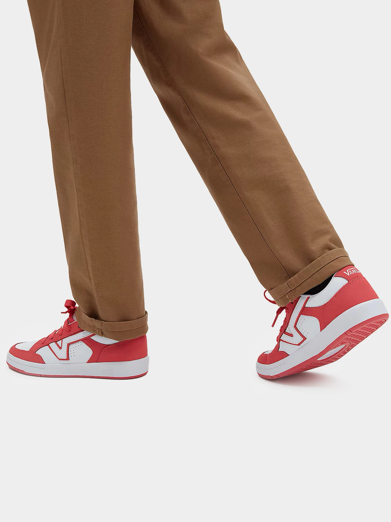 Кроссовки Vans модель VN000BWBSYC1 Кроссовки Vans модель VN000BWBSYC1 Фото