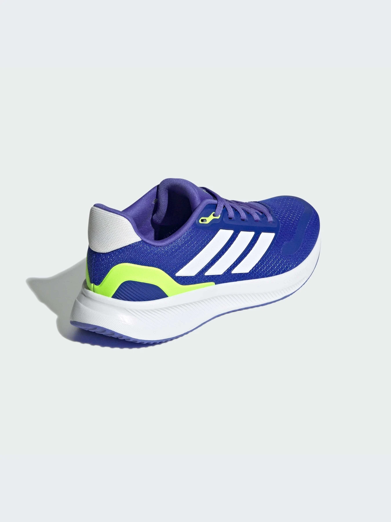 Кроссовки Adidas модель IE8590-KZ Кроссовки Adidas модель IE8590-KZ Фото