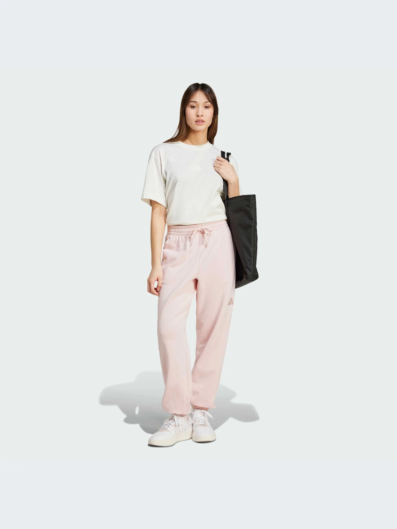 Футболки и поло Adidas модель IY6784-KZ Футболки и поло Adidas модель IY6784-KZ Фото