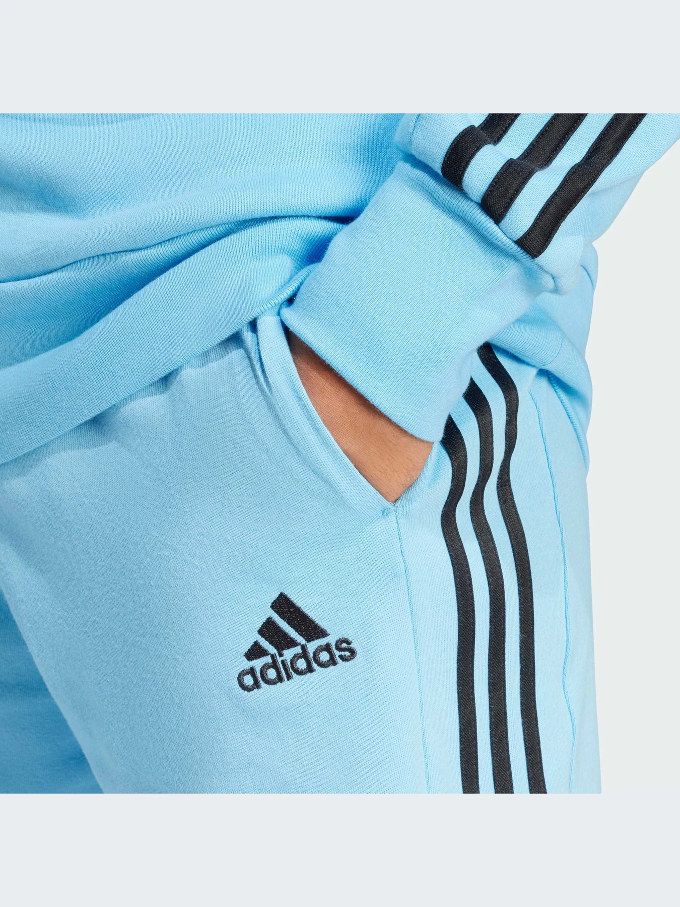 Шорты Adidas модель IS1379-KZ Шорты Adidas модель IS1379-KZ Фото