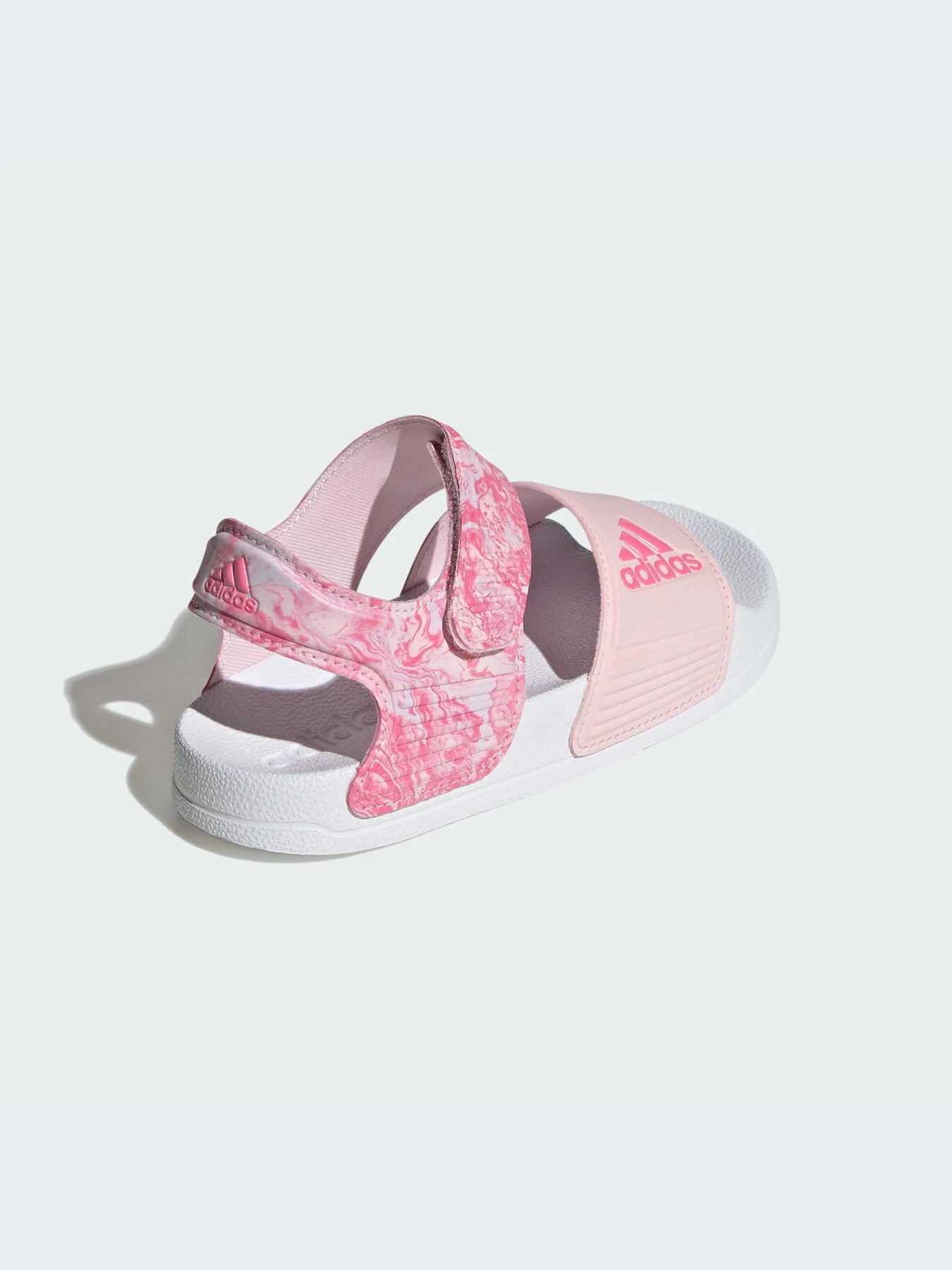 Сандалии Adidas Adilette модель ID2624-KZ Сандалии Adidas Adilette модель ID2624-KZ Фото