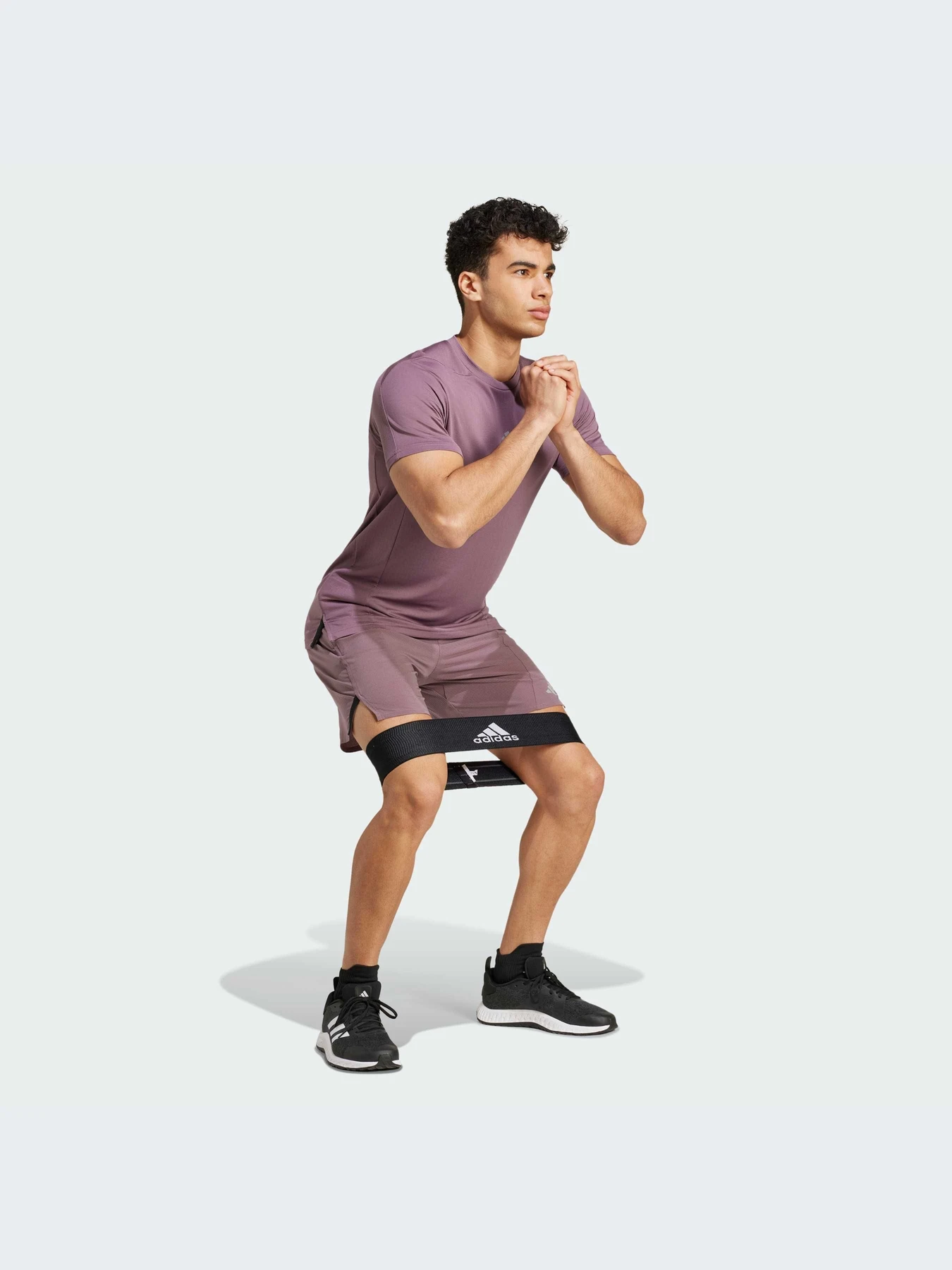 Шорты Adidas модель IX9120-KZ Шорты Adidas модель IX9120-KZ Фото