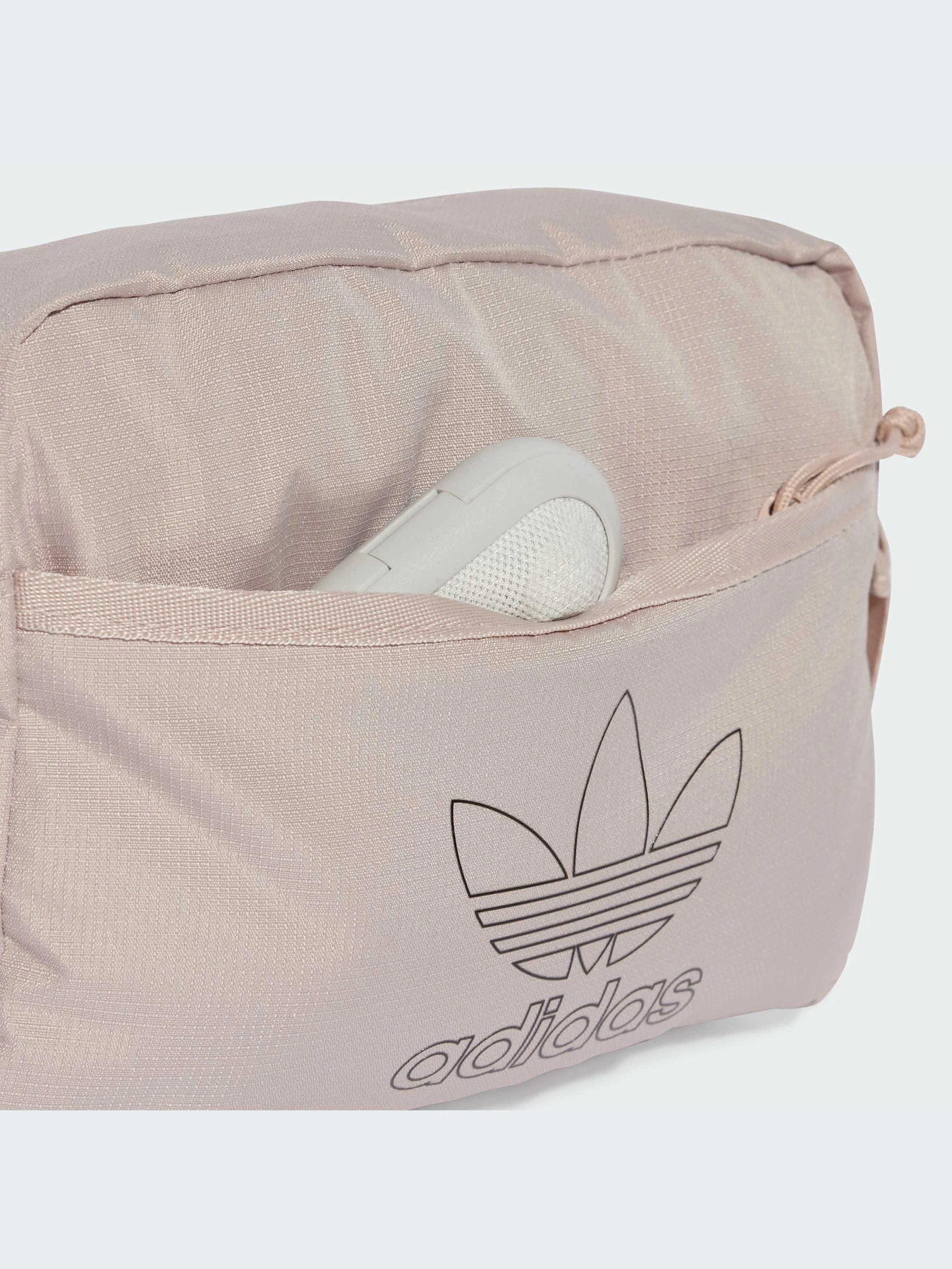 Сумки Adidas Adicolor модель IX7508-KZ Сумки Adidas Adicolor модель IX7508-KZ Фото