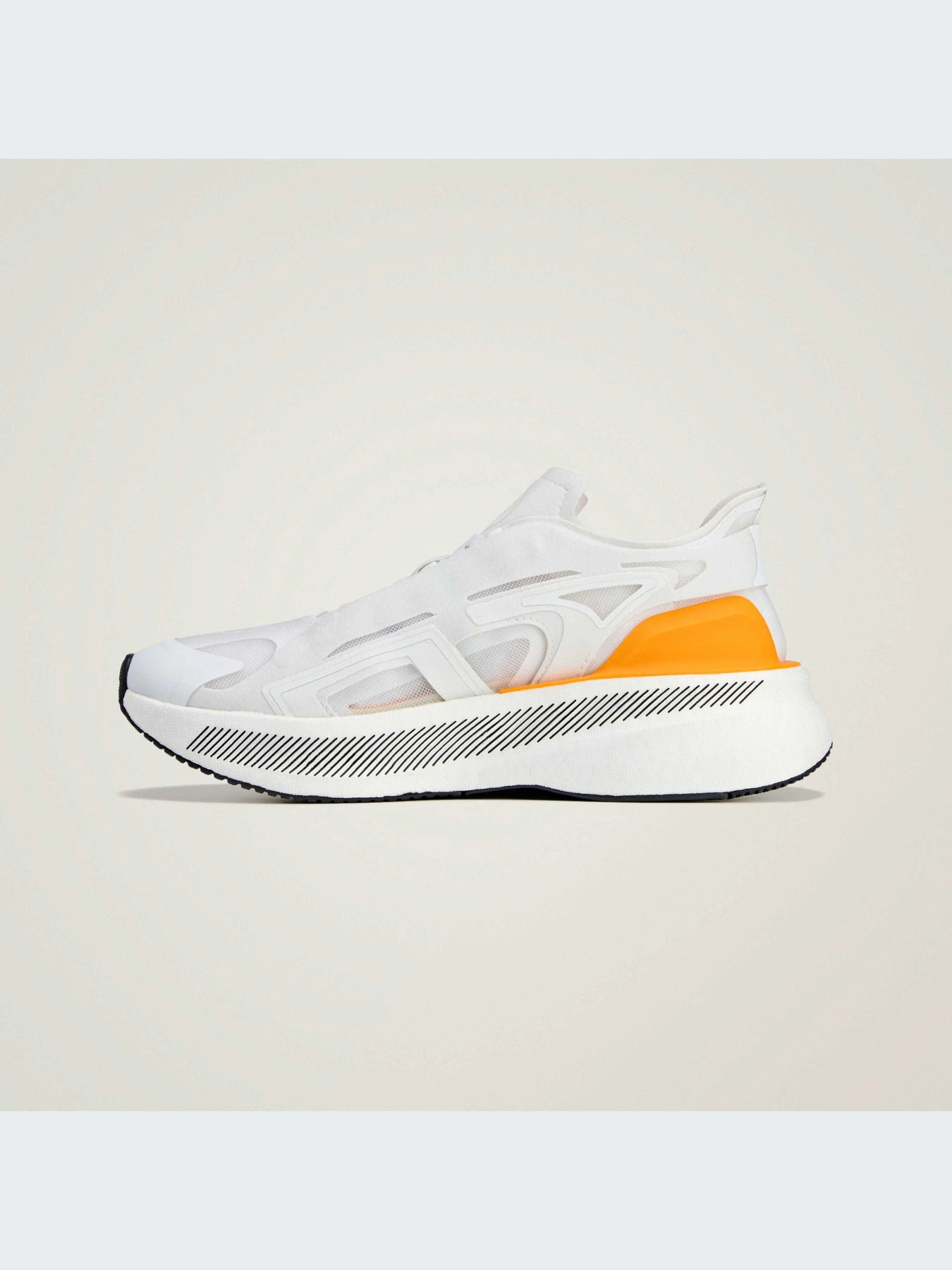 Кроссовки Adidas Ultraboost модель IE8770-KZ Кроссовки Adidas Ultraboost модель IE8770-KZ Фото