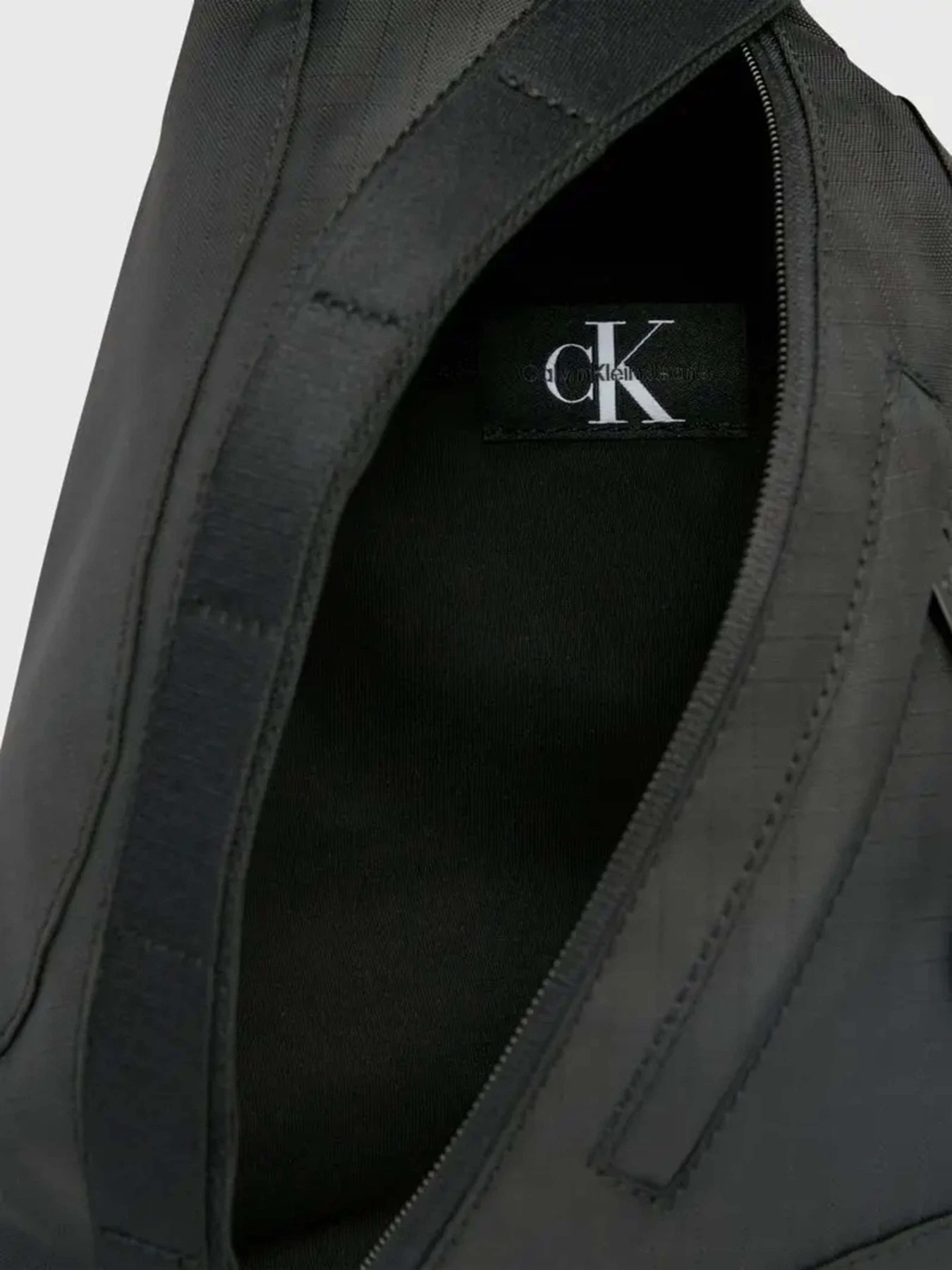Сумки Calvin Klein модель K50K511733-BEH Сумки Calvin Klein модель K50K511733-BEH Фото