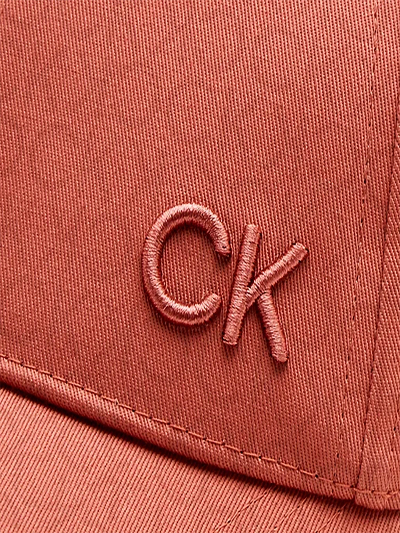 Шапки и кепки Calvin Klein модель K60K611999-0JV Шапки и кепки Calvin Klein модель K60K611999-0JV Фото