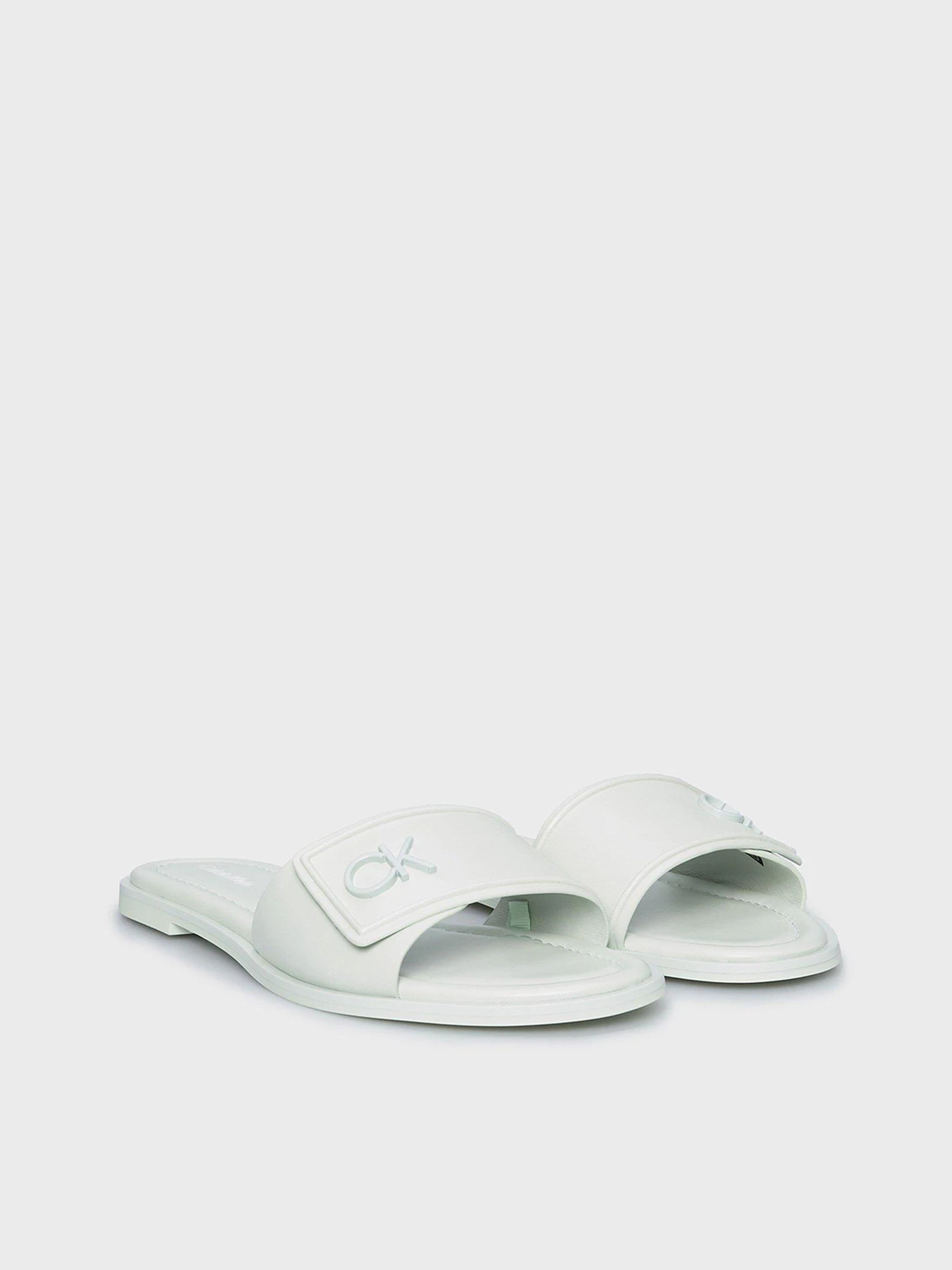 Шлёпанцы Calvin Klein модель HW0HW01939-LIA Шлёпанцы Calvin Klein модель HW0HW01939-LIA Фото