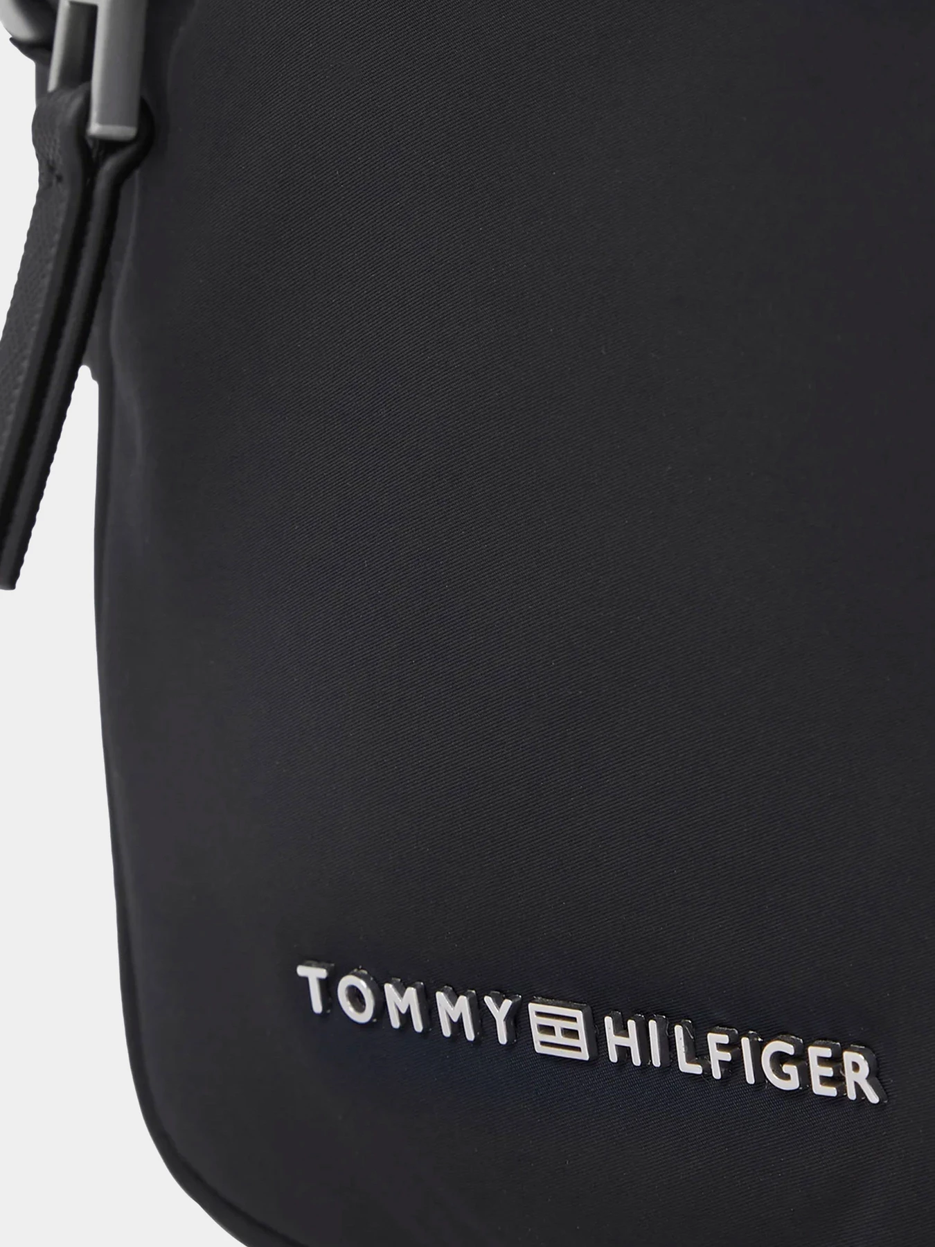 Сумки Tommy Hilfiger модель AM0AM12217-BDS Сумки Tommy Hilfiger модель AM0AM12217-BDS Фото