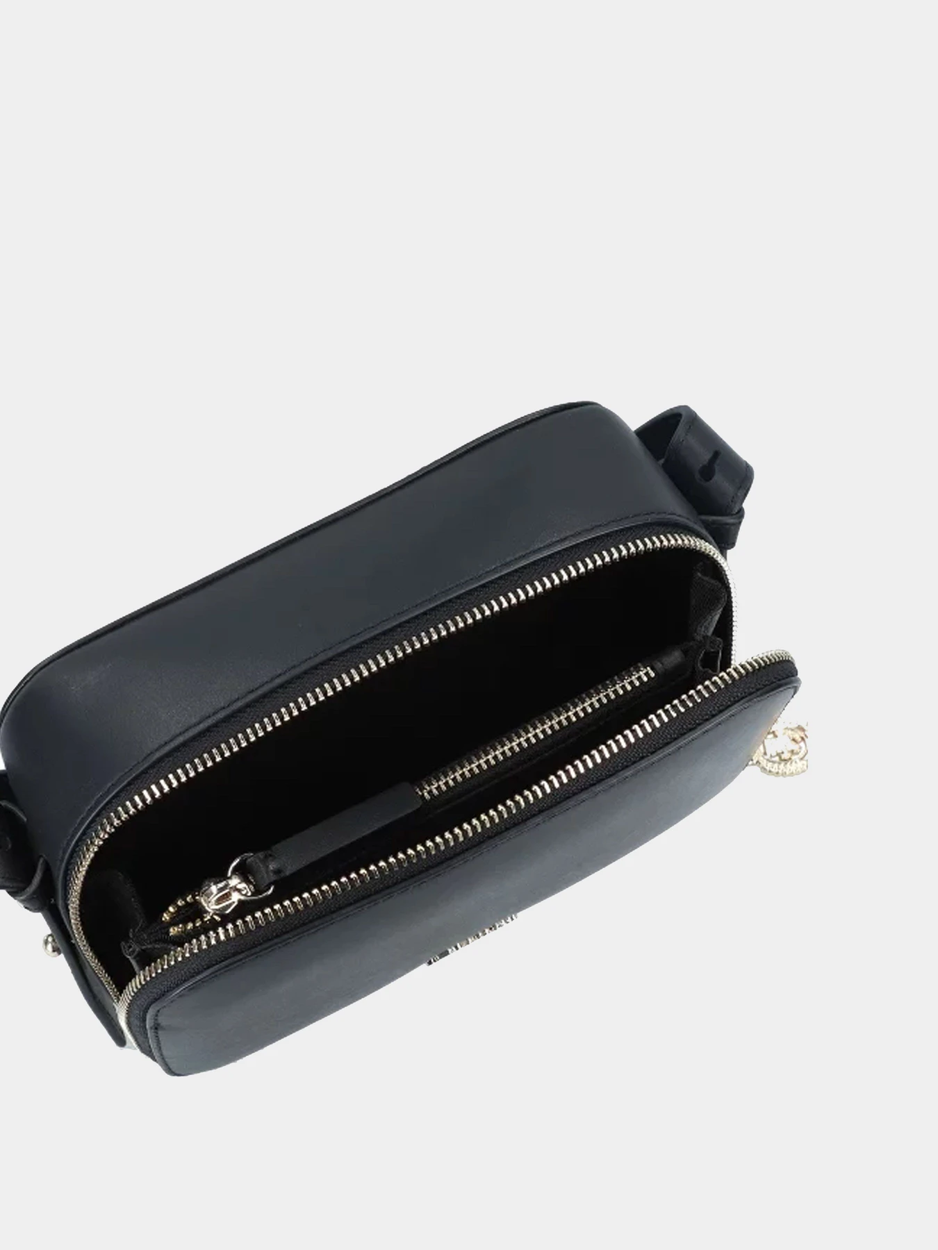 Сумки Tommy Hilfiger модель AW0AW15994-BDS Сумки Tommy Hilfiger модель AW0AW15994-BDS Фото