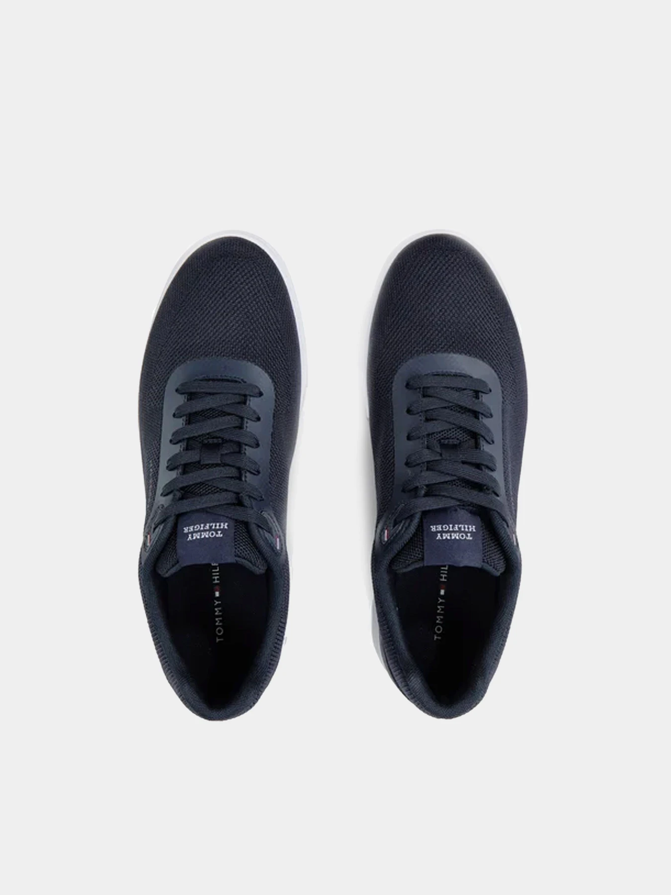 Кроссовки Tommy Hilfiger модель FM0FM04942-DW5 Кроссовки Tommy Hilfiger модель FM0FM04942-DW5 Фото