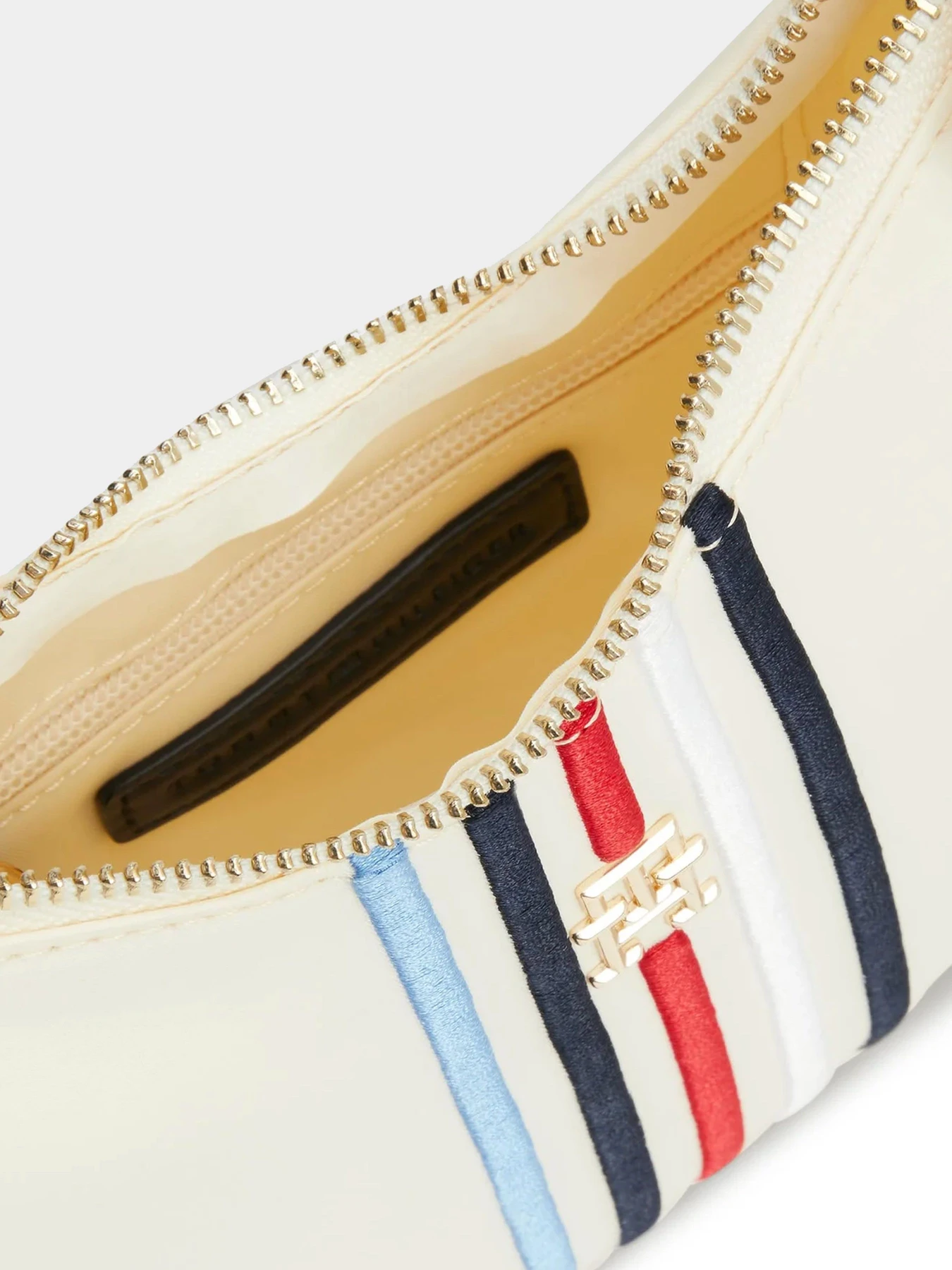 Сумки Tommy Hilfiger модель AW0AW16780-AEF Сумки Tommy Hilfiger модель AW0AW16780-AEF Фото