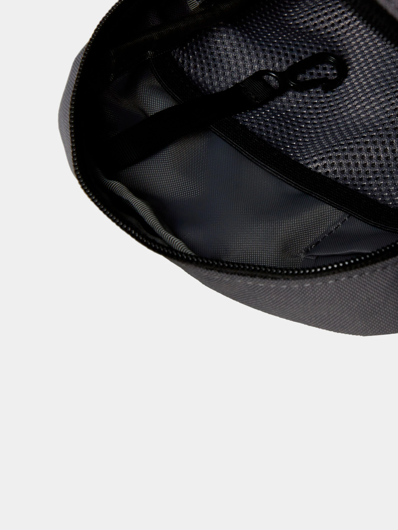 Сумки The North Face модель NF0A87GF32D1 Фото