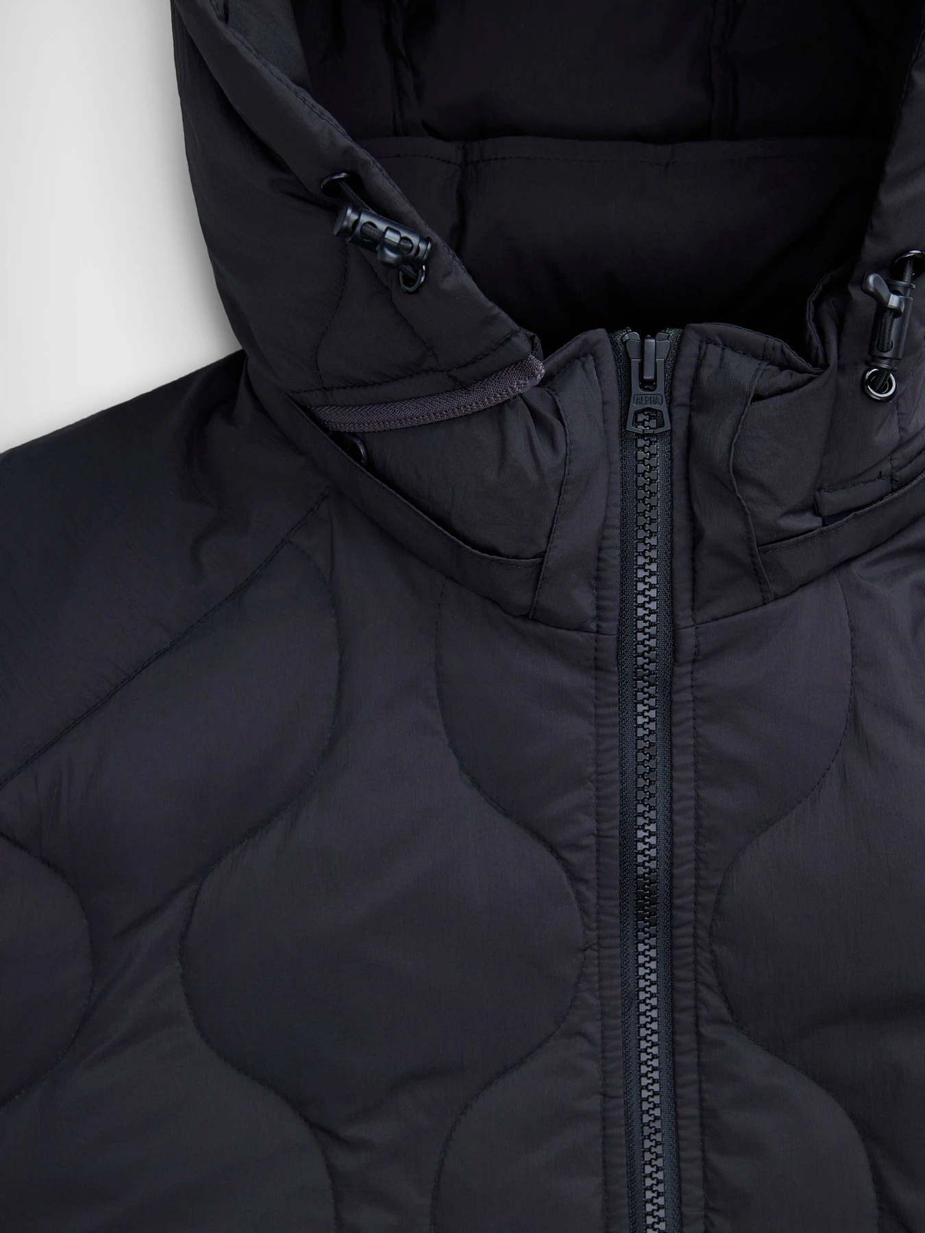 Куртки и дубленки Alpha Industries модель MJL54501C1_001 Куртки и дубленки Alpha Industries модель MJL54501C1_001 Фото