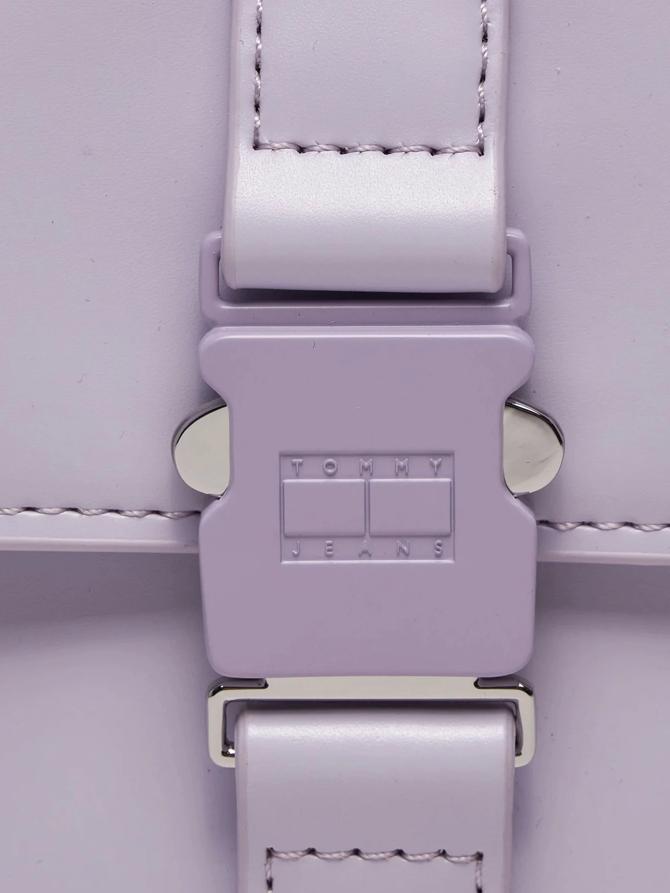 Сумки Tommy Hilfiger модель AW0AW15952-W06 Фото