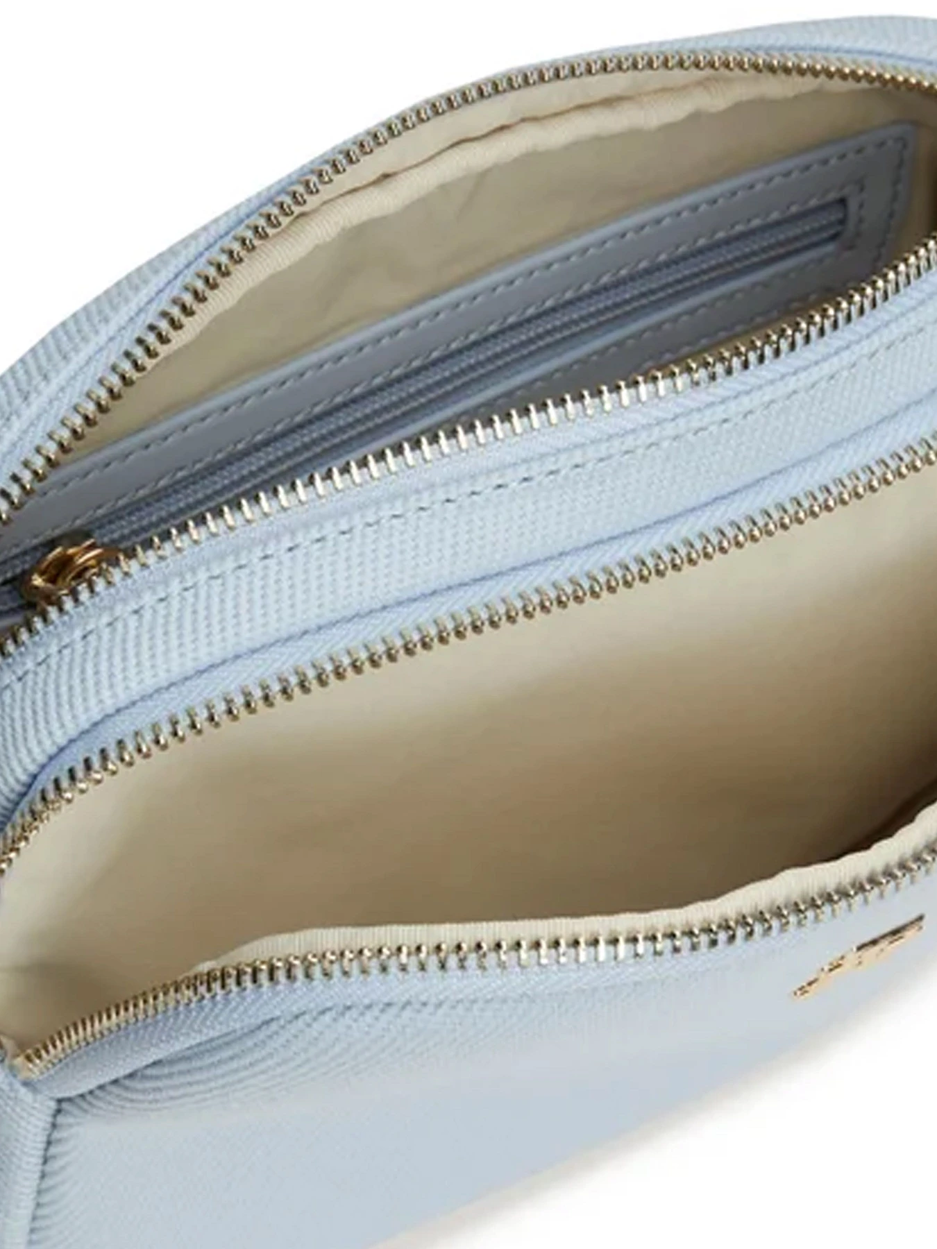 Сумки Tommy Hilfiger модель AW0AW16419-C1O Сумки Tommy Hilfiger модель AW0AW16419-C1O Фото